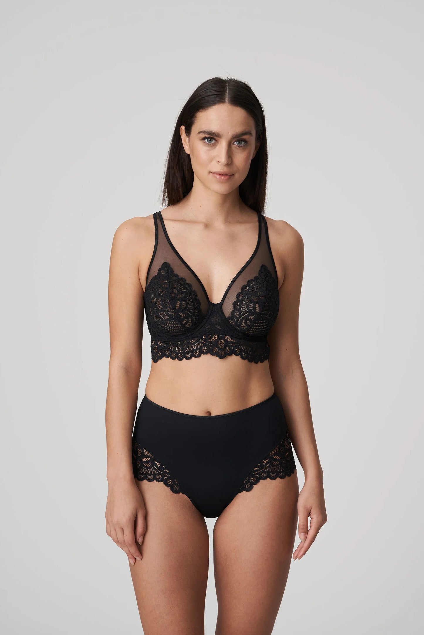 FIRST NIGHT Taillen-Slip (Schwarz)