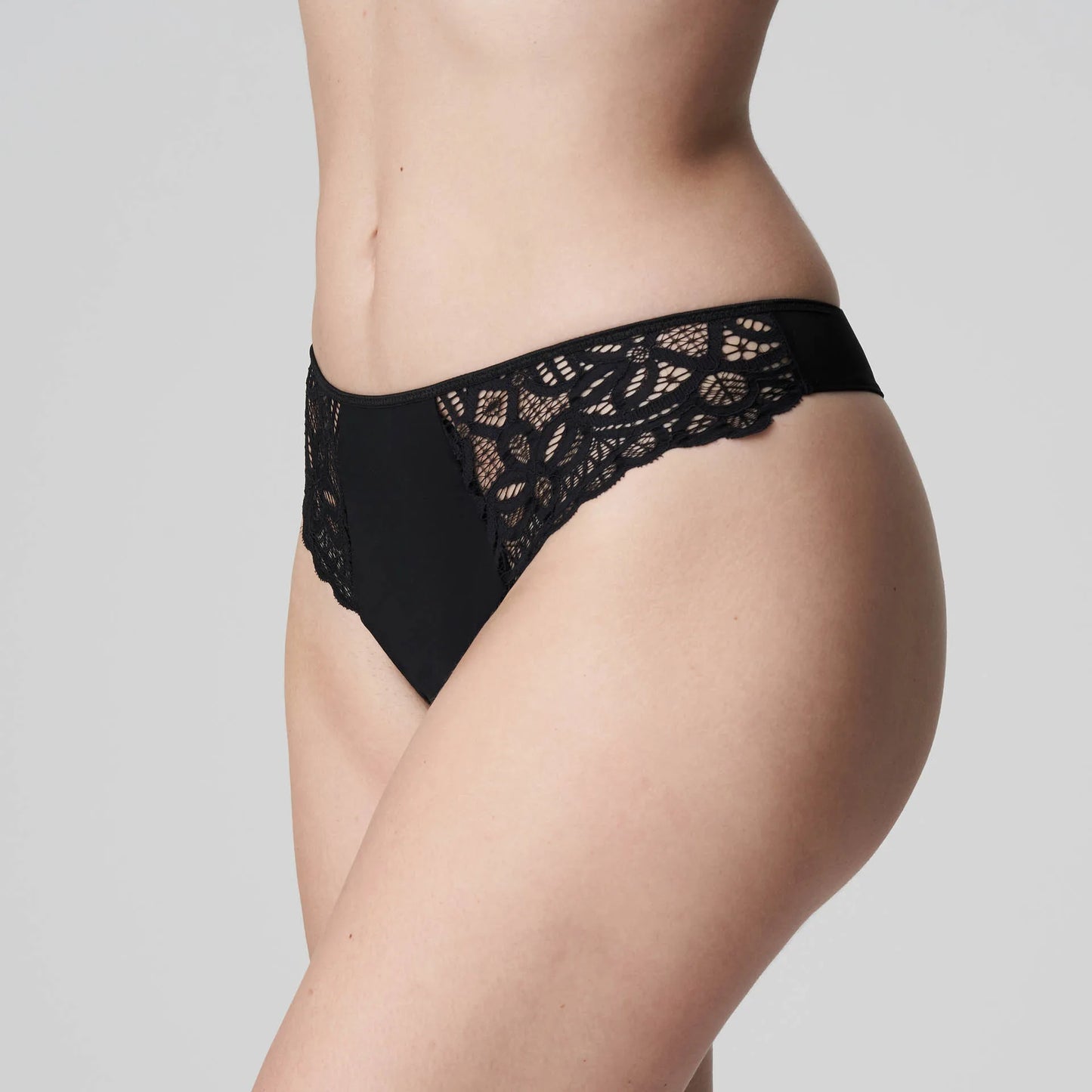FIRST NIGHT String (Schwarz)