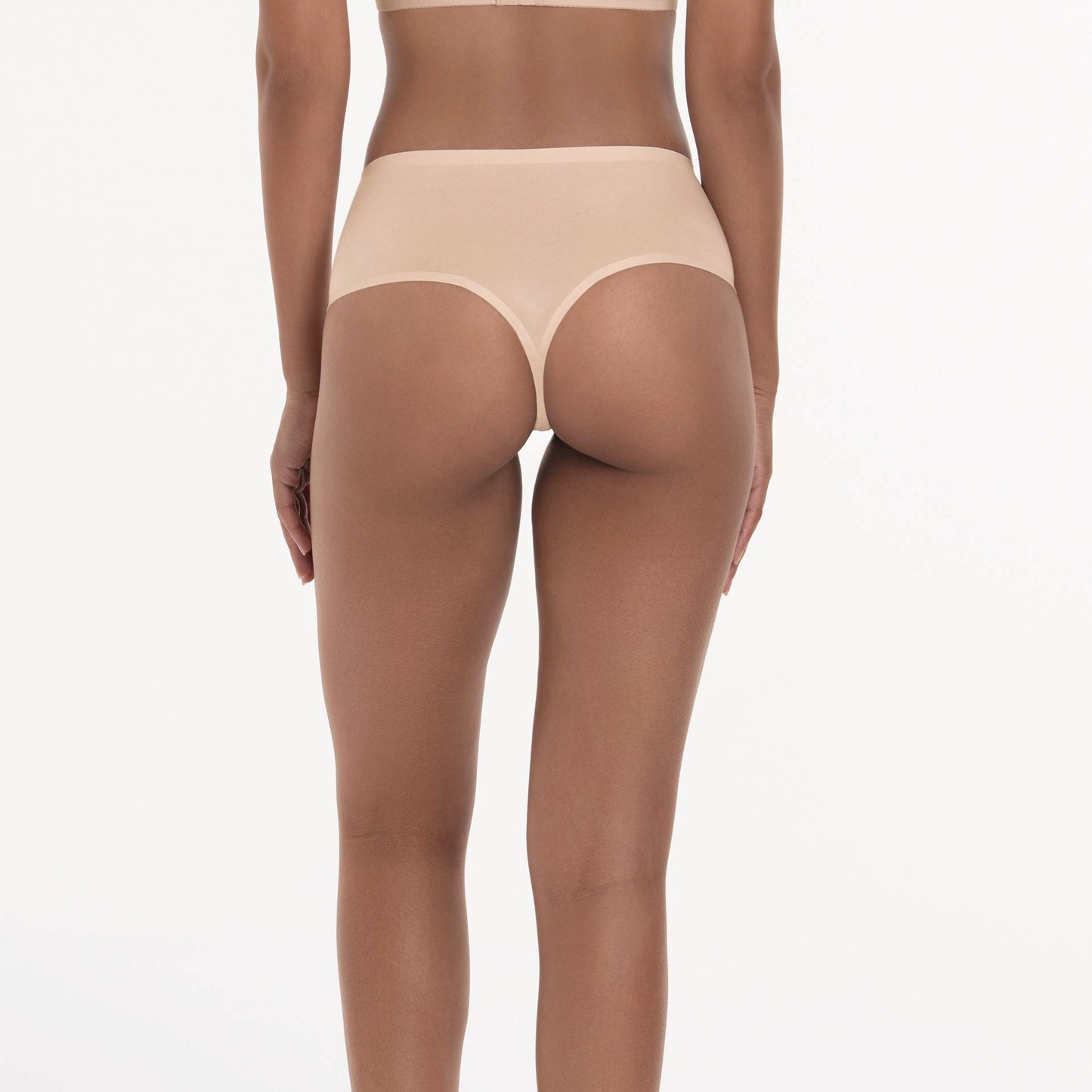 ESSENTIALS String (Smart Rose)