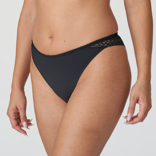 MONTARA String (Schwarz)