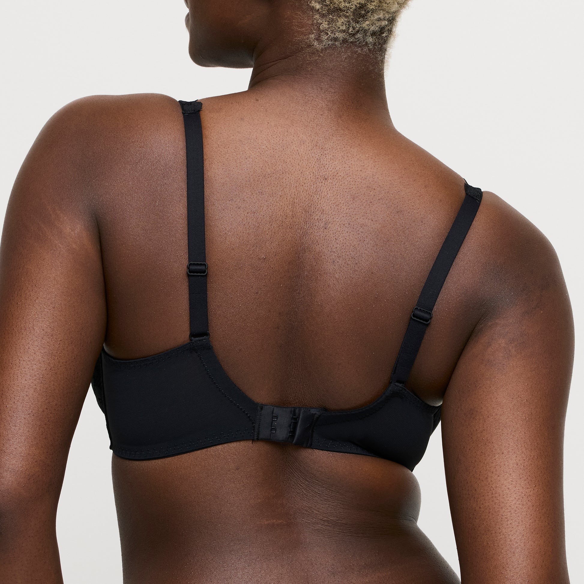 RUPI BH Vollschale (Schwarz) 70D