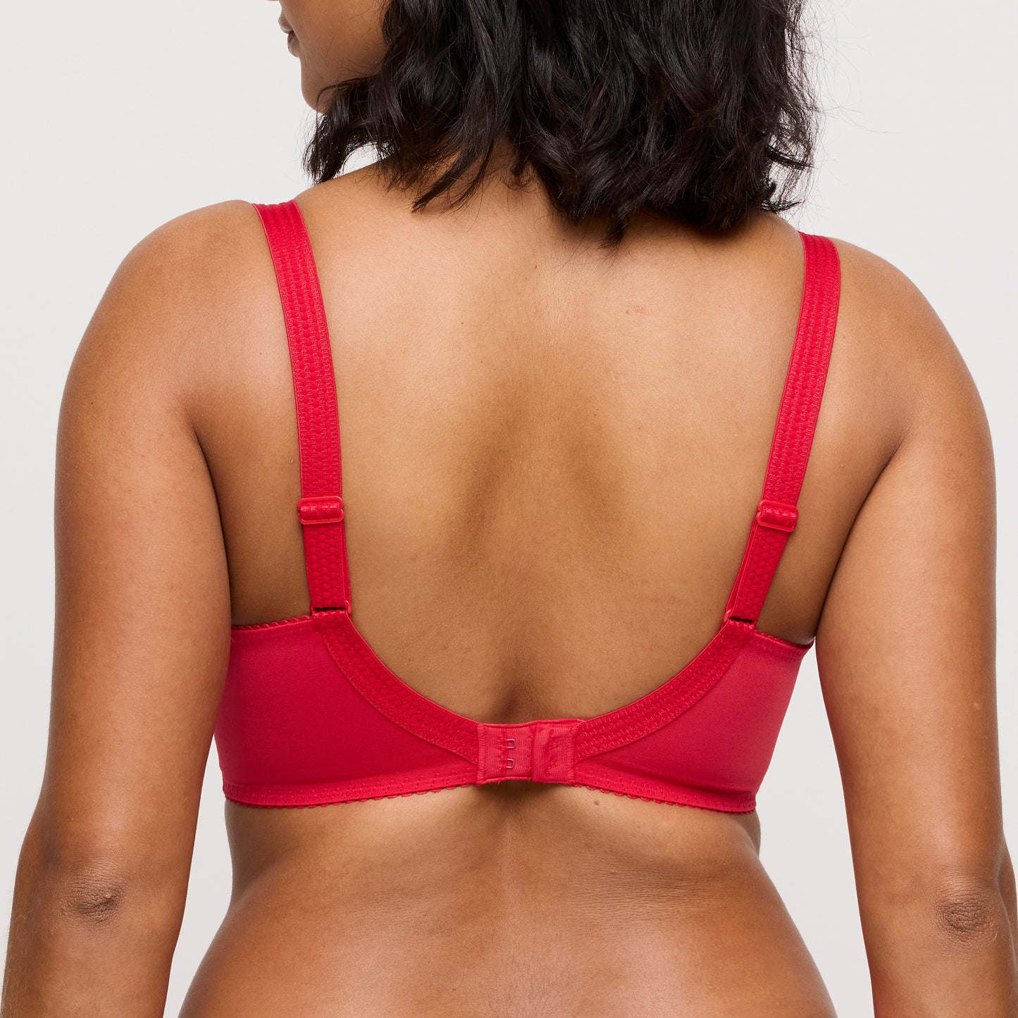 MONTARA BH Vollschale (True Red) 70D