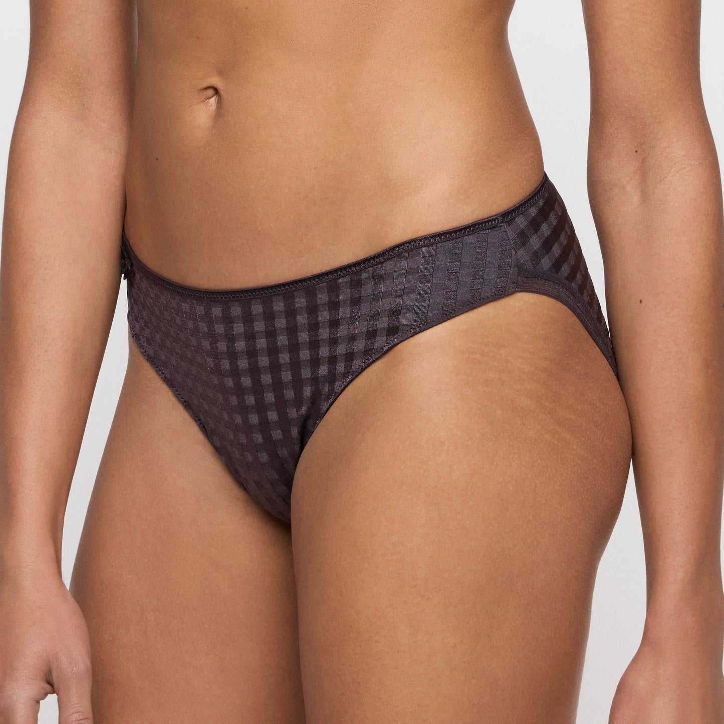 AVERO Rioslip (Sweet Chocolate) 36