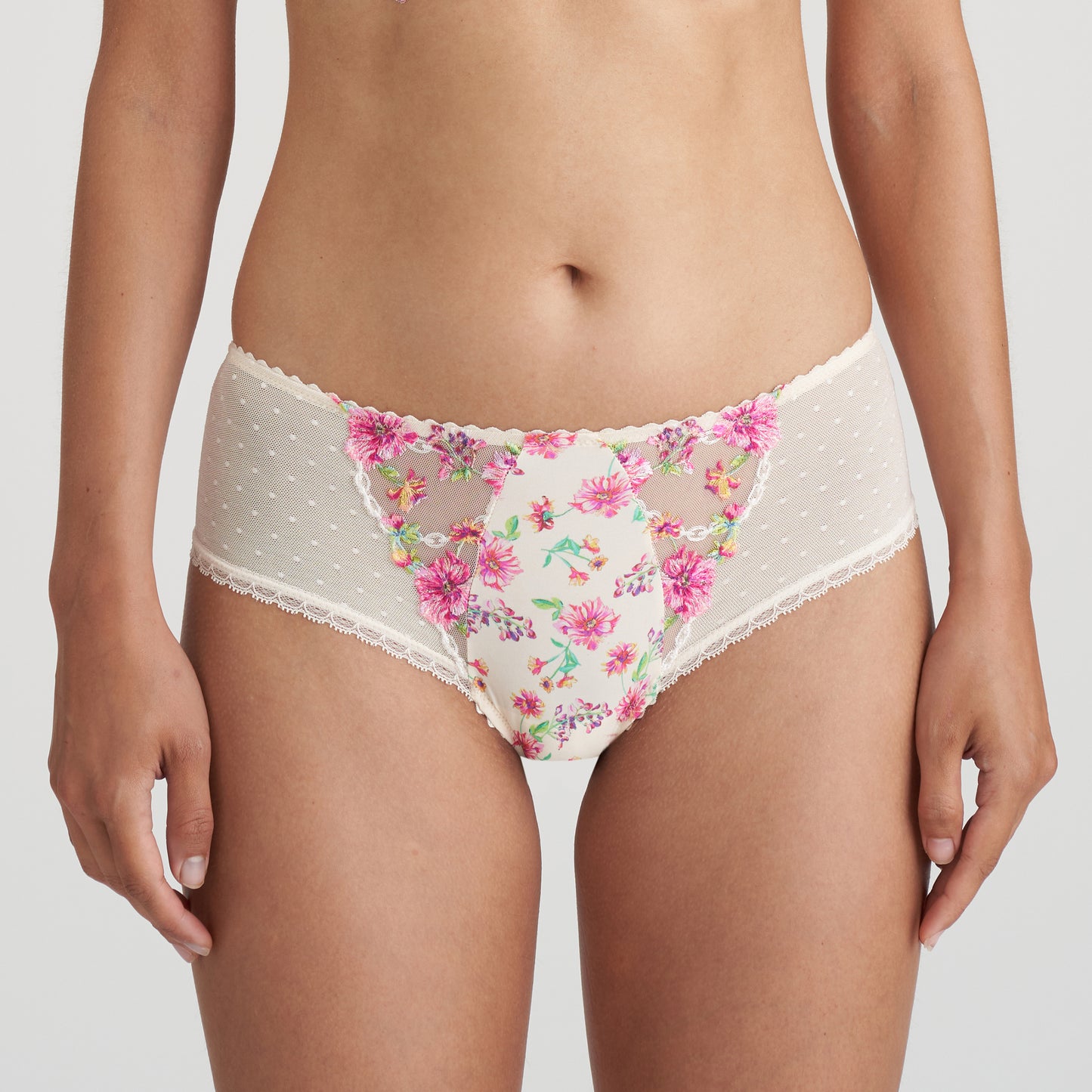 CHEN Short (Pearled Ivory)