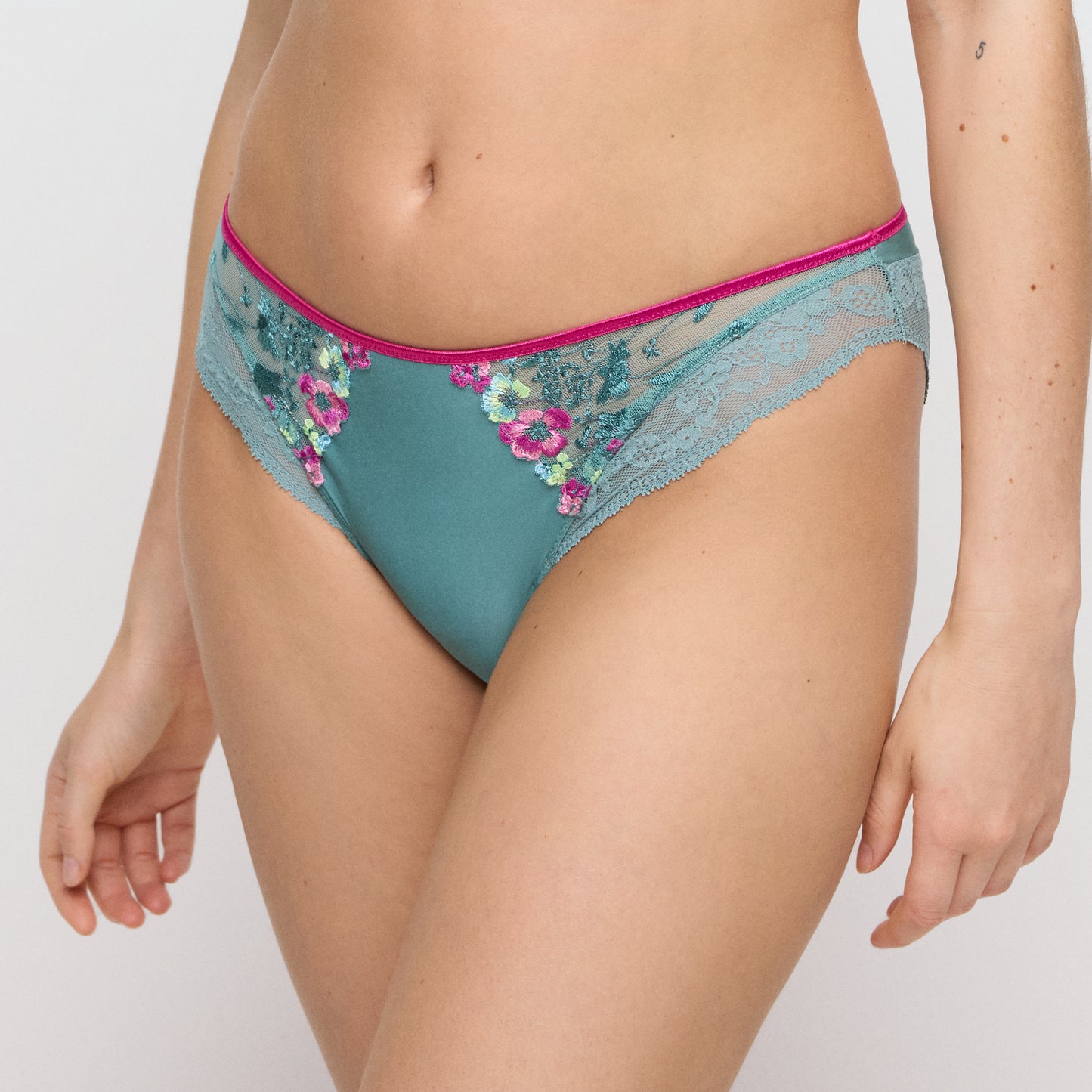 LIZELOT Rioslip (Bali Green) 36