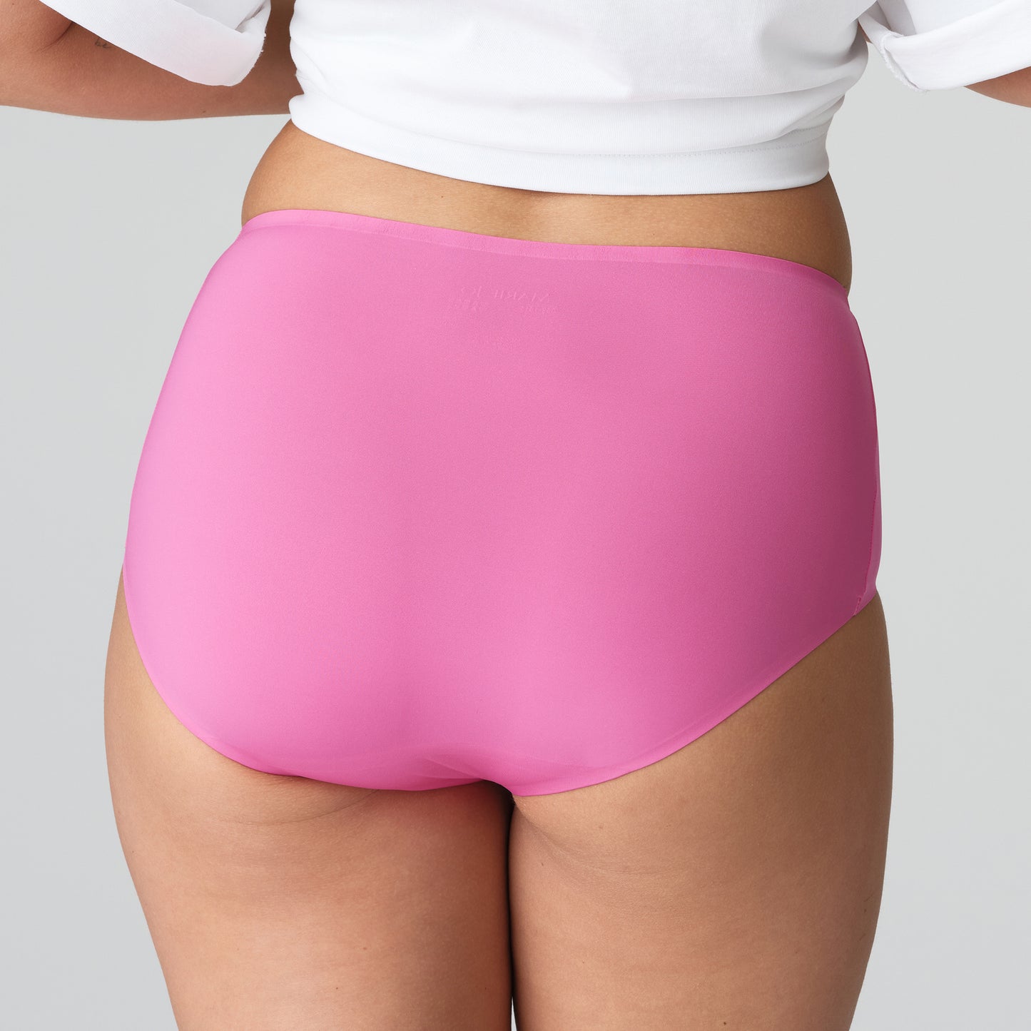 COLOR STUDIO Taillenslip (Hollywood Pink)