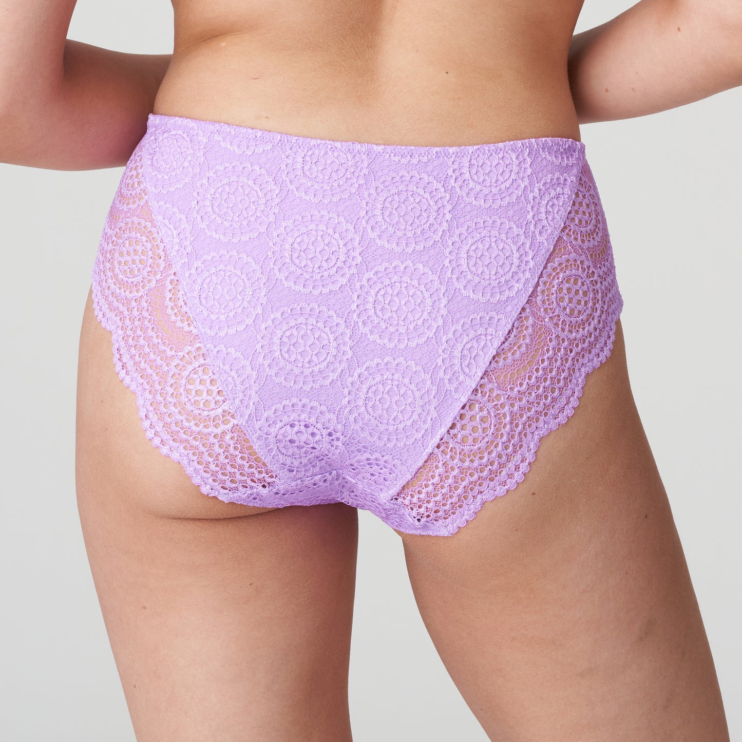 PETIT PARIS Taillenslip (Lavender Cream)