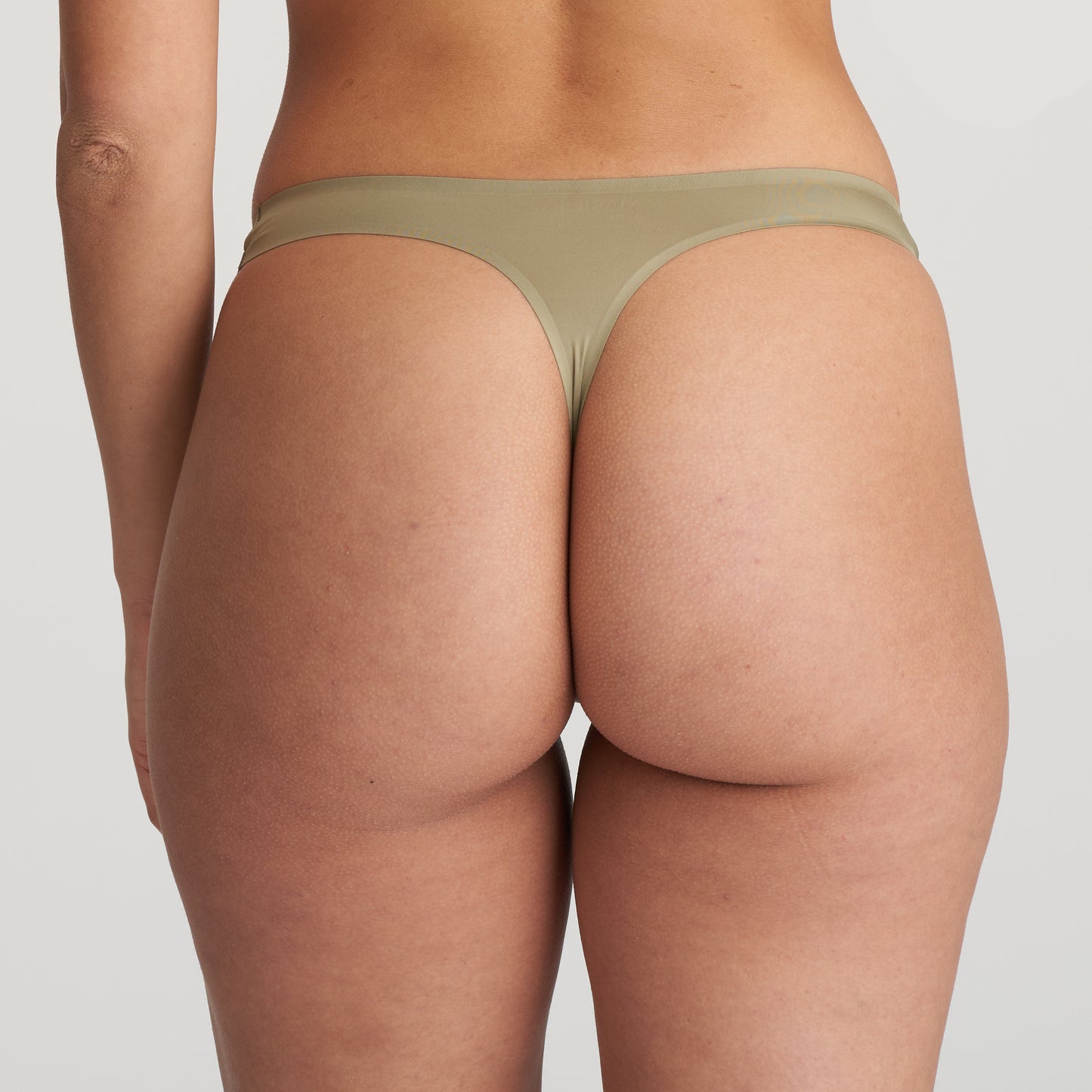 COLOR STUDIO String (Golden Olive)