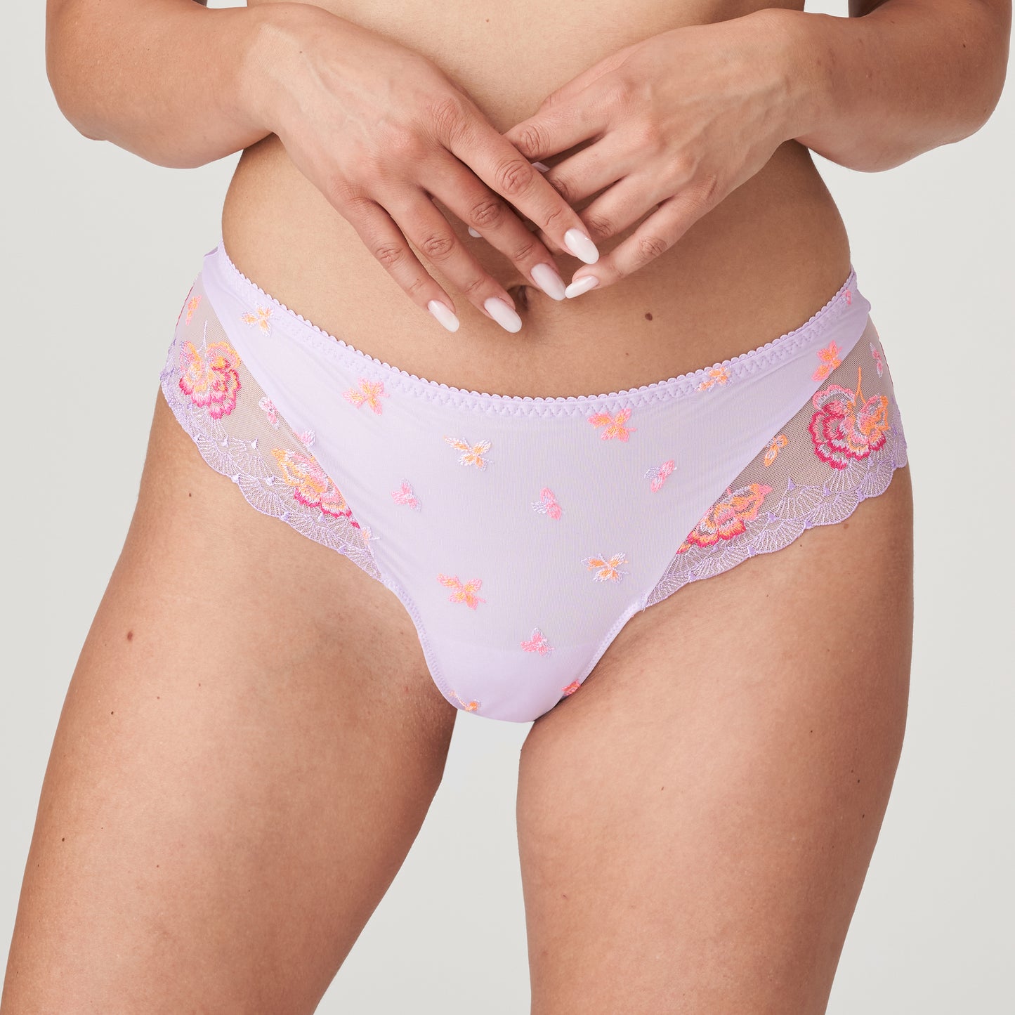PALACE GARDEN Luxus String (Pastel Lavender)