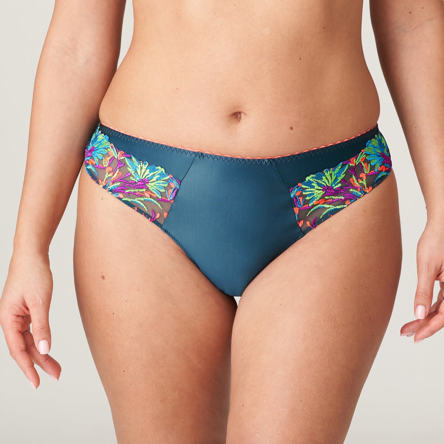 LAS SALINAS String (Empire Green)