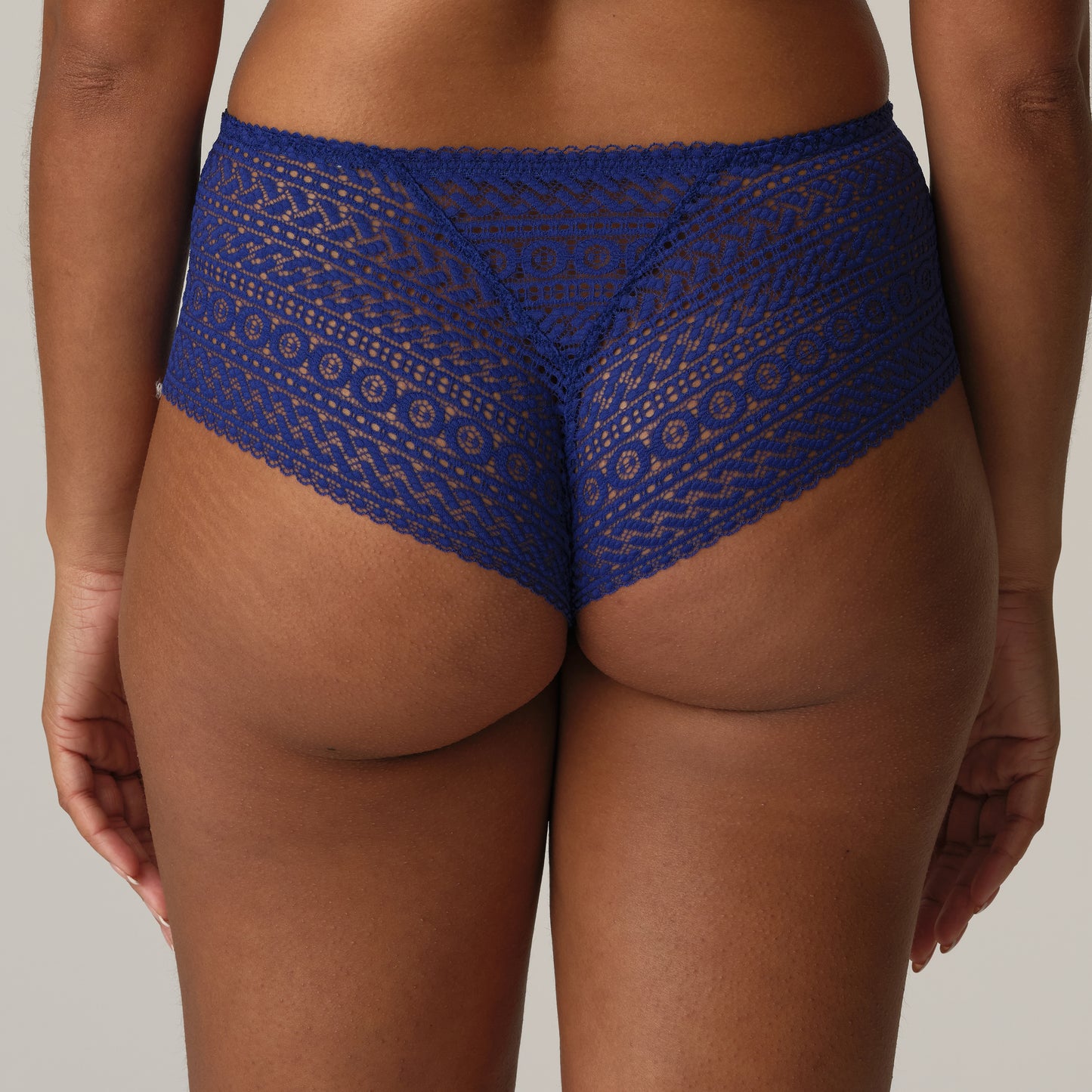 MONTARA Luxus String (Lazuriete)