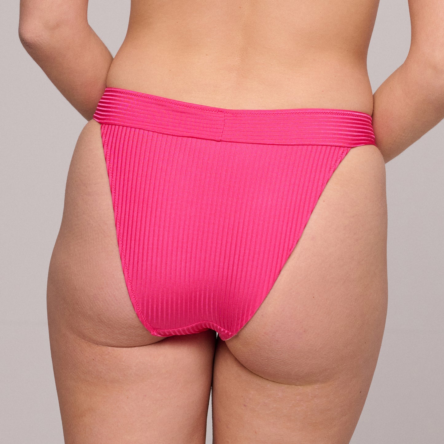 EMLY Bikini-Slip Brazilian (Dragon Fruit)