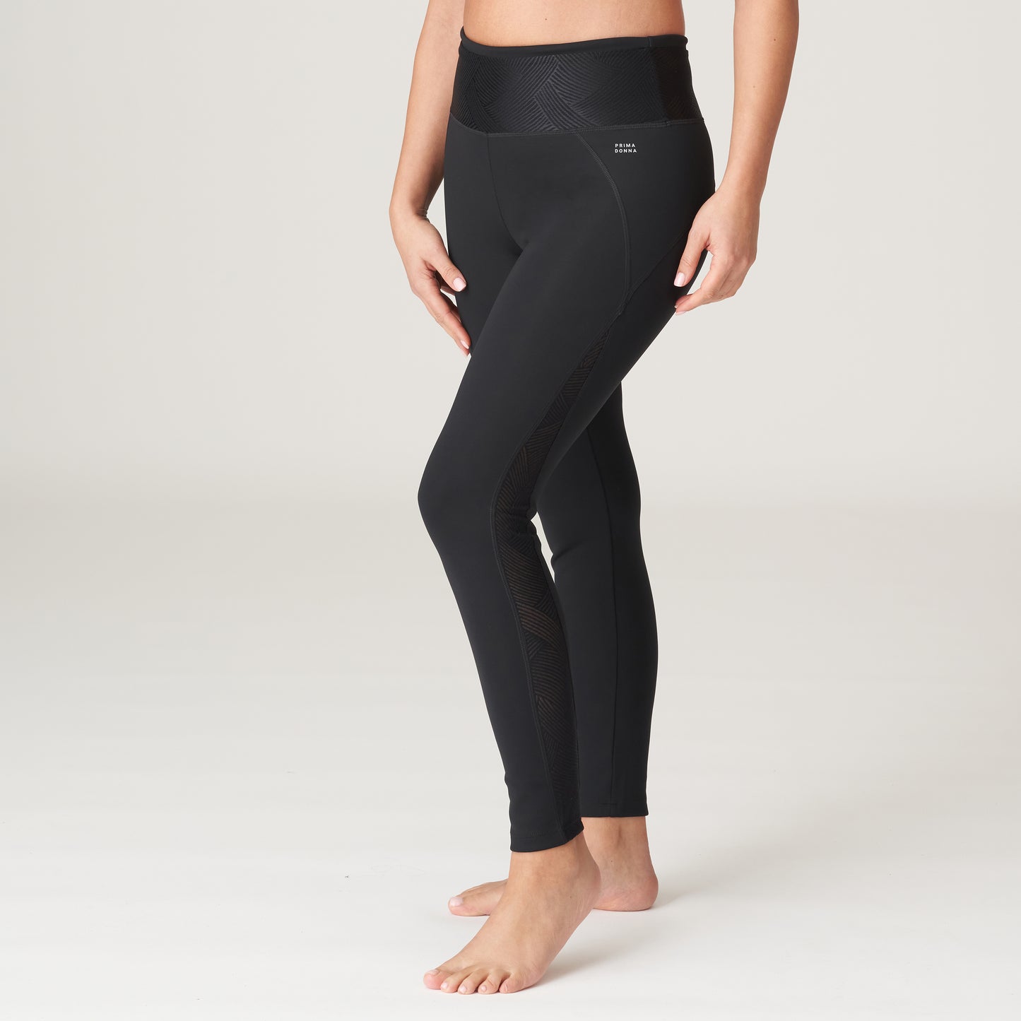 THE GAME Yoga Hose (Schwarz)