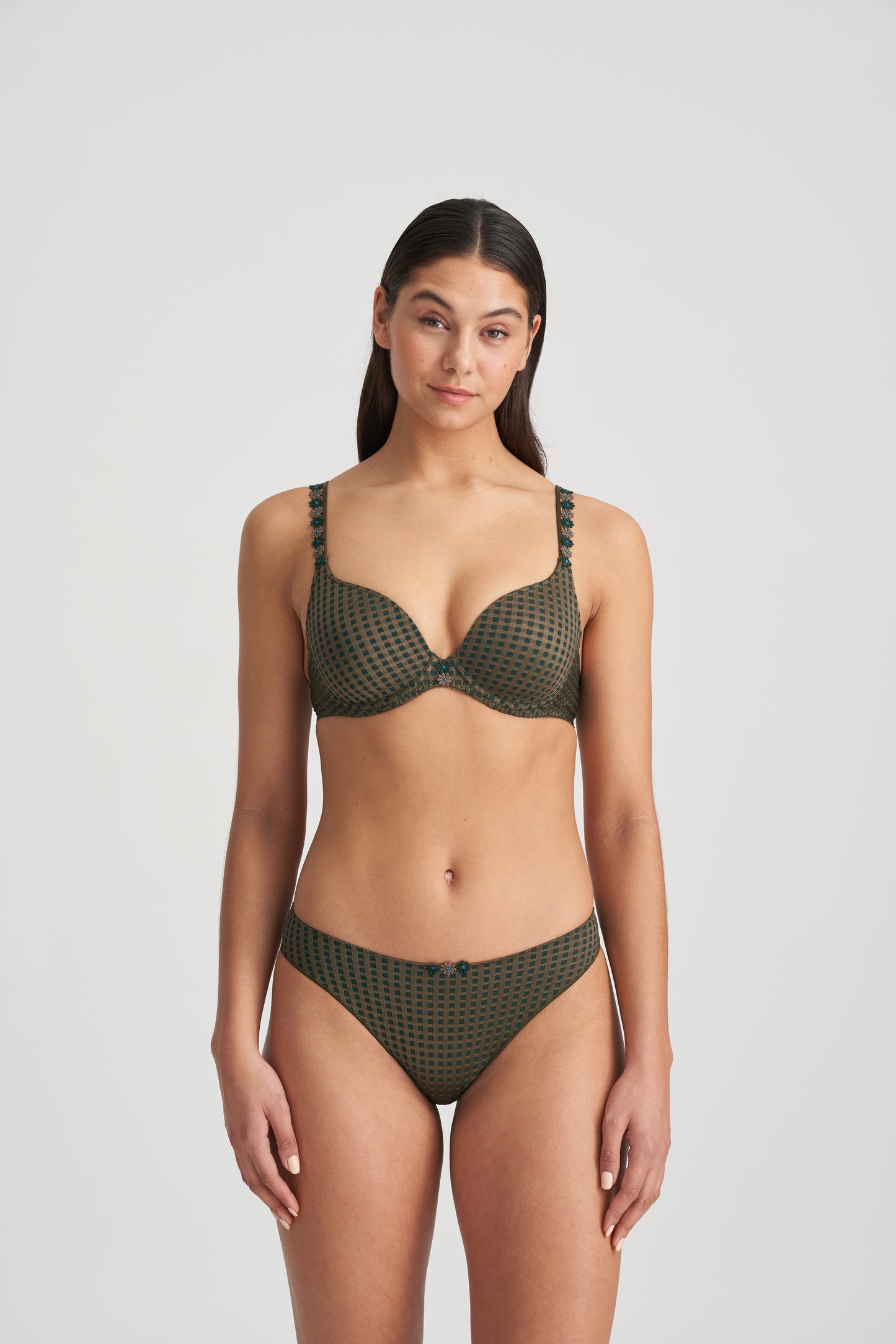 AVERO Unterlegter BH (Tiny Jade)