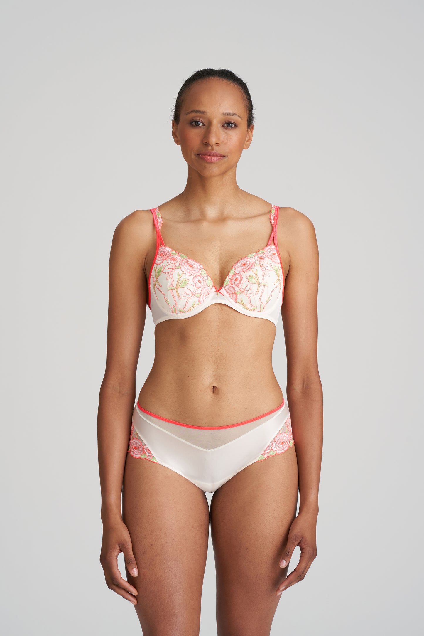AYAMA Herzform BH unterlegt (Fruit Punch)