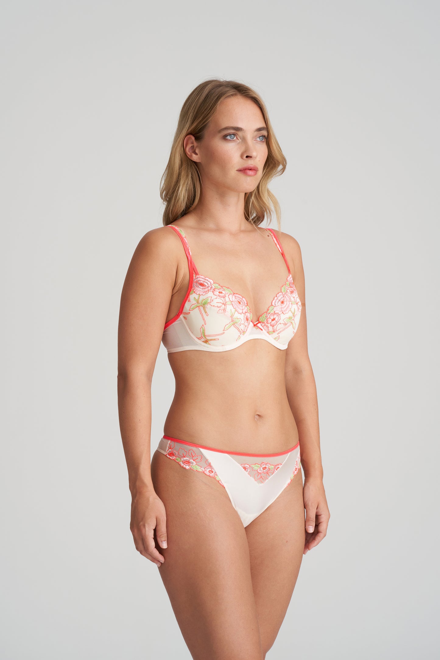 AYAMA Push-up BH (Fruit Punch)