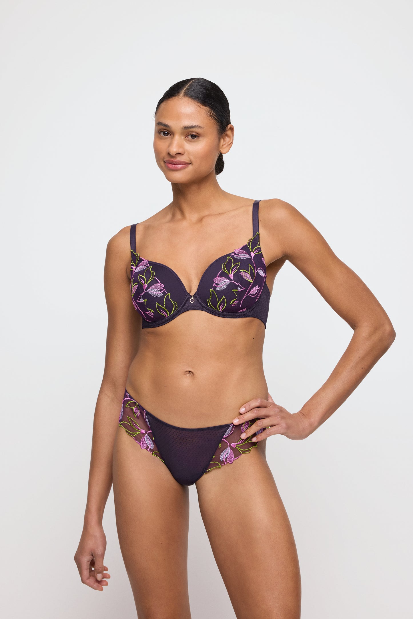 LOISH String (Amethyst) 36