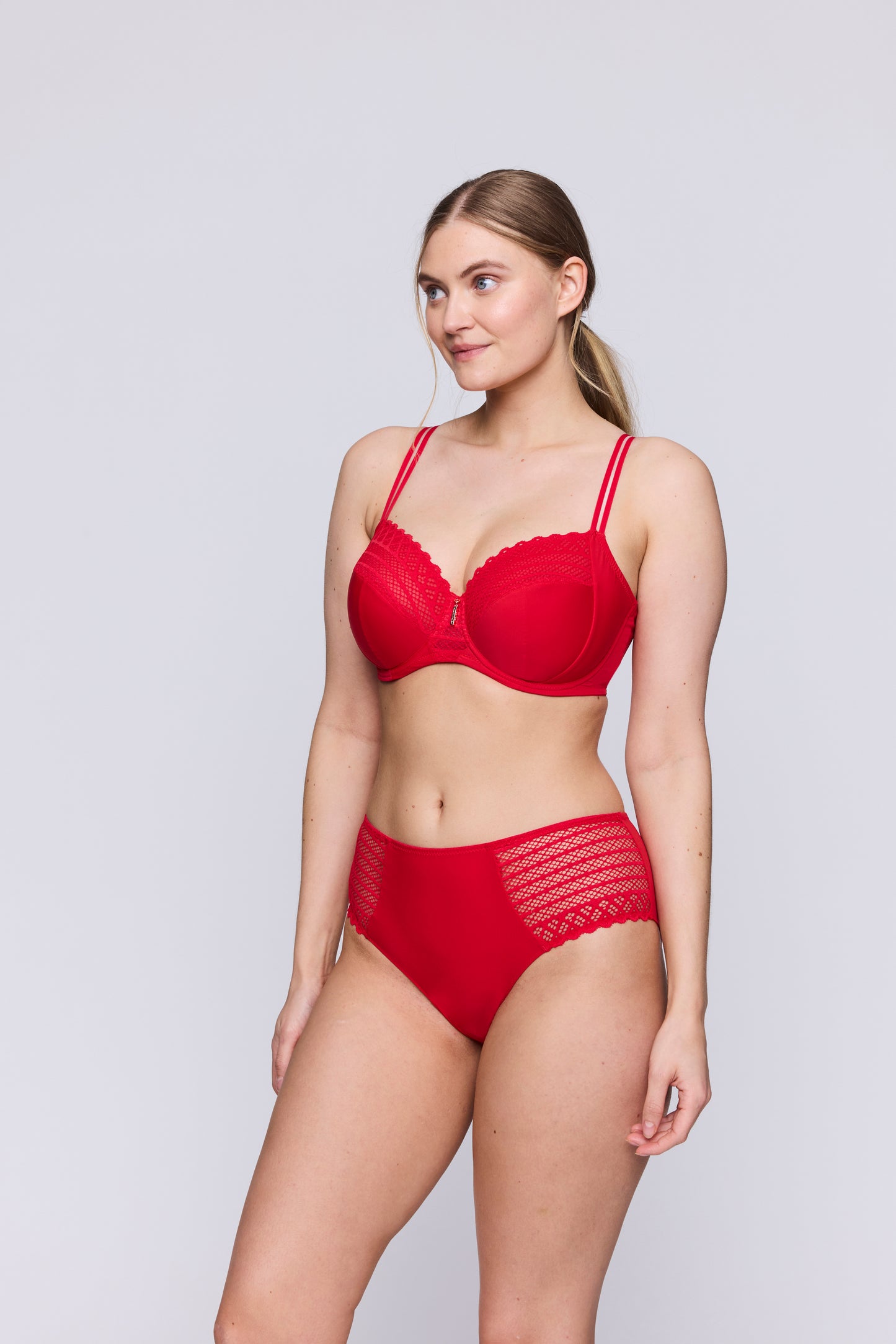 EAST END Taillenslip (True Red)