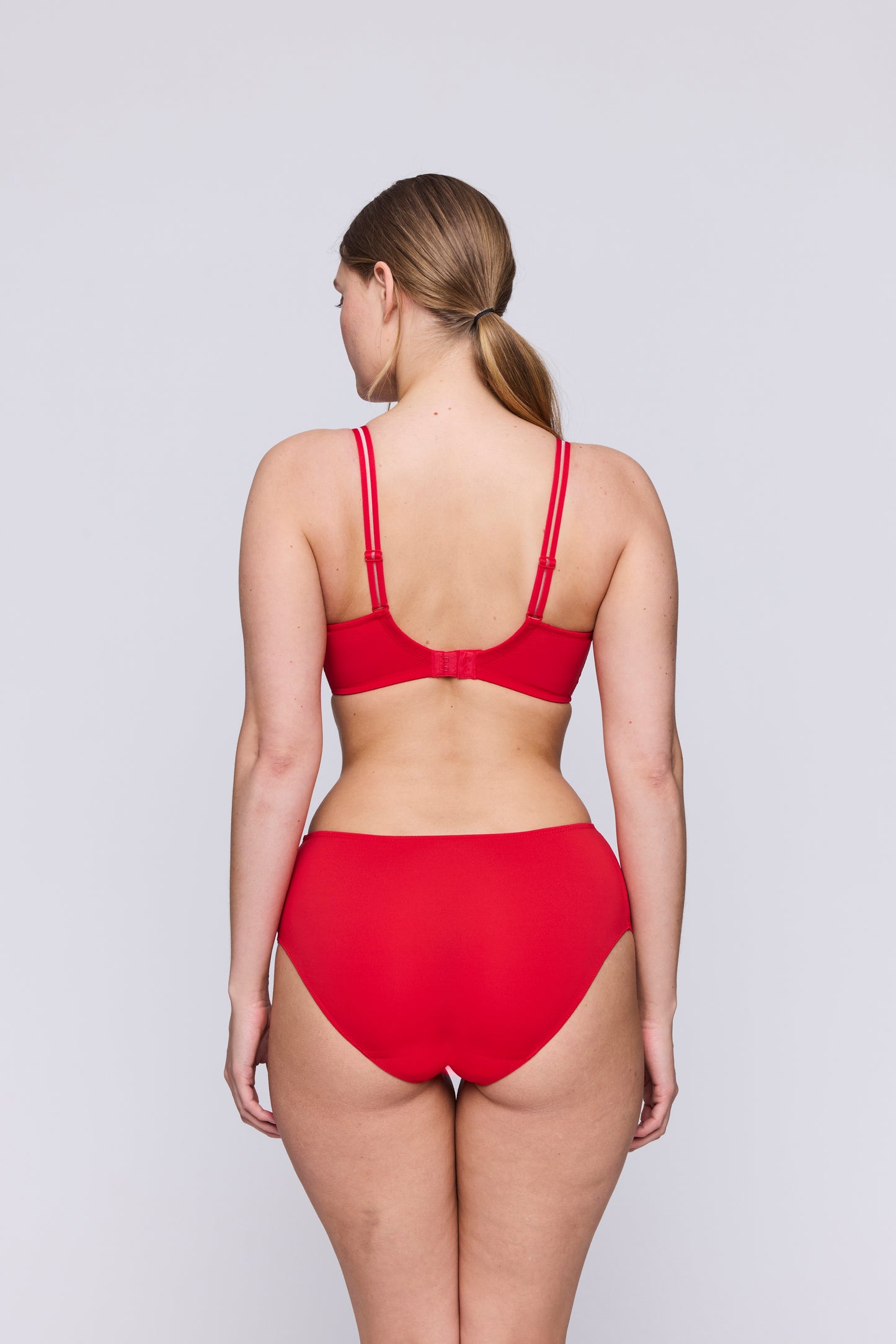 EAST END Taillenslip (True Red)