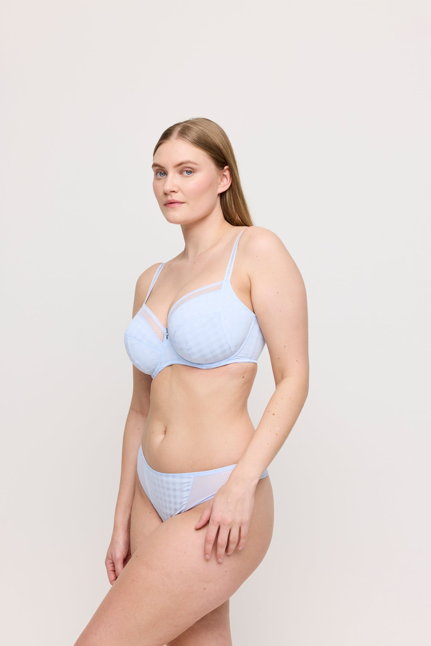 CHIKONE String (Heaven Blue) 36