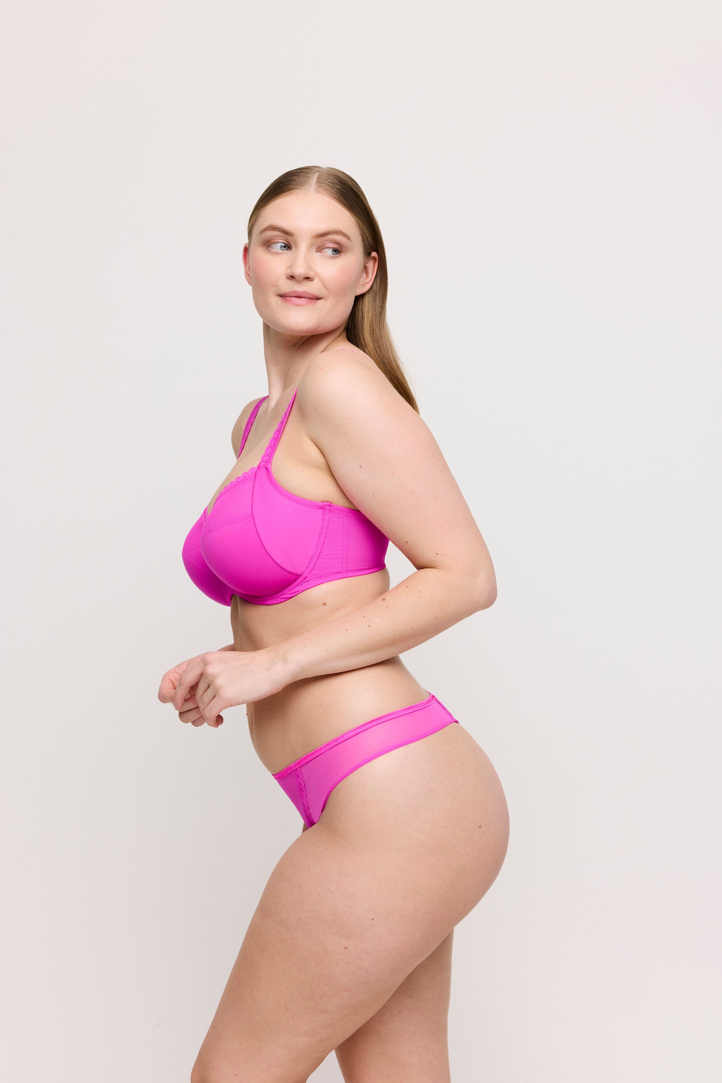 VIVGIRL String (Cactus Flower) 36