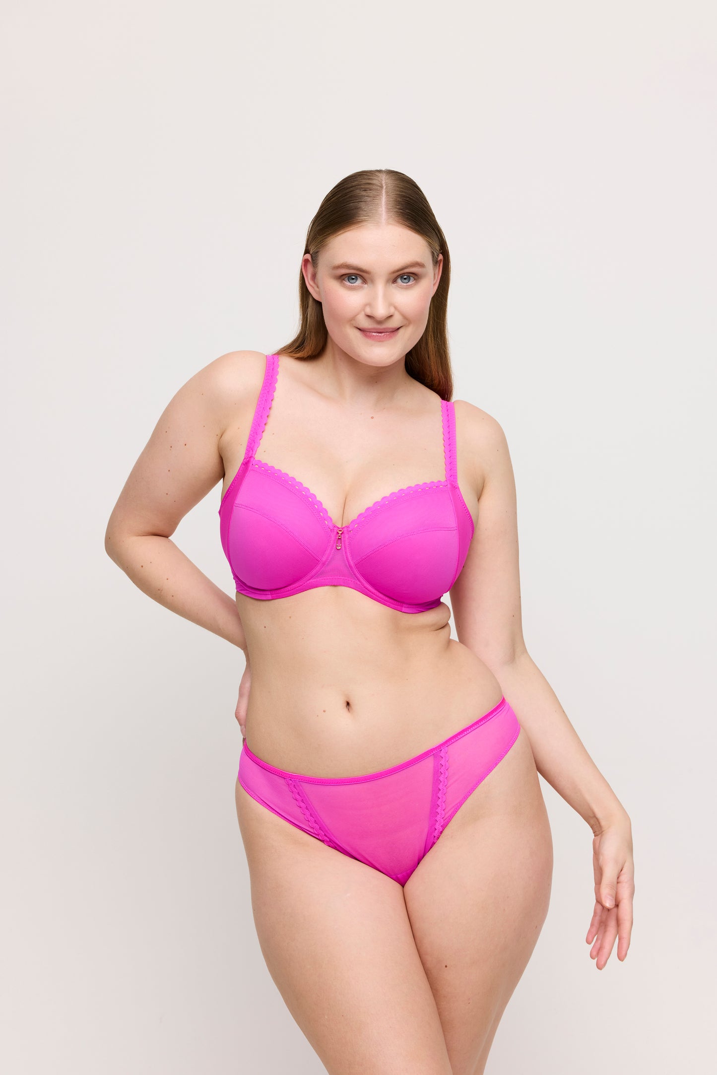 VIVGIRL String (Cactus Flower) 36