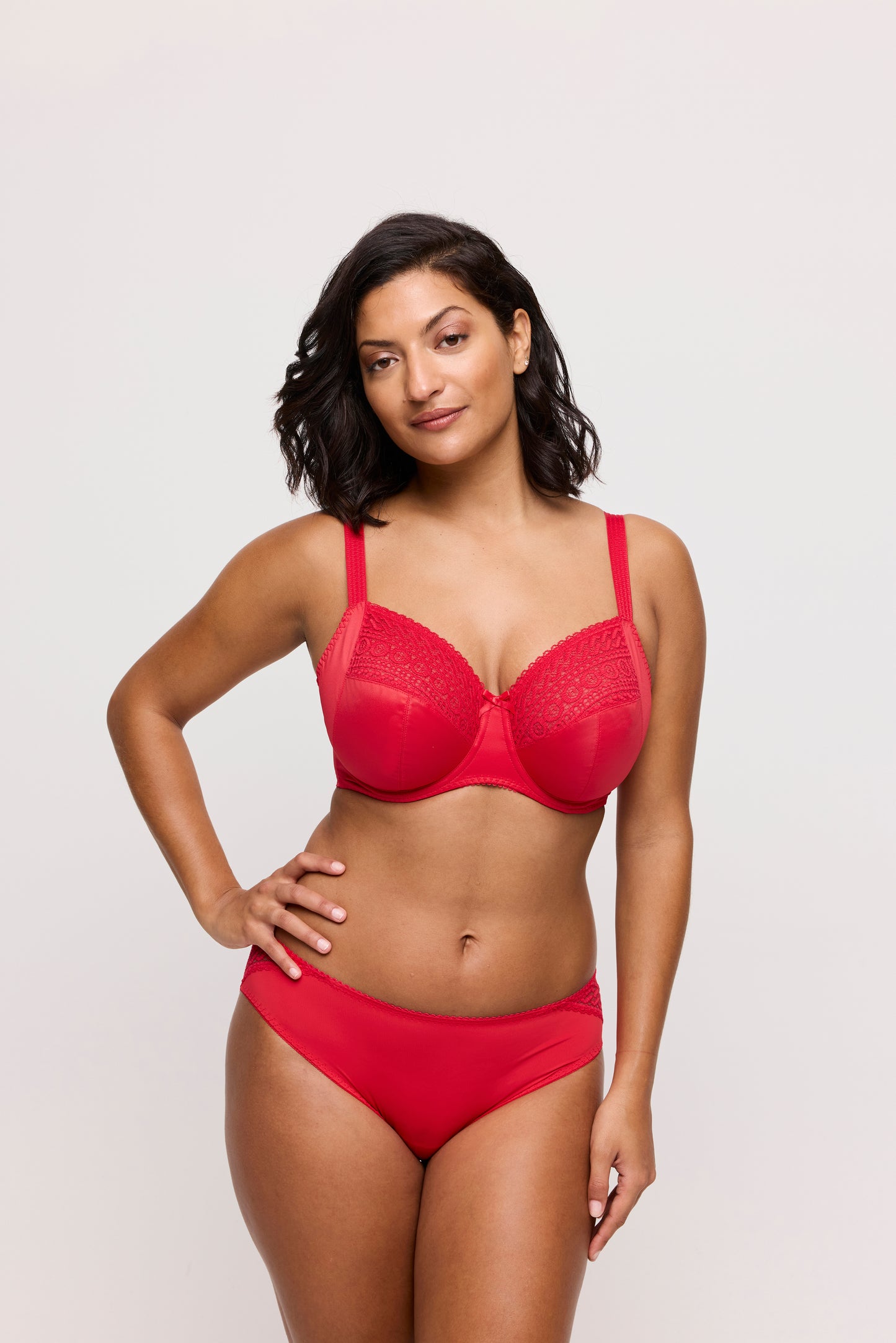 MONTARA BH Vollschale (True Red) 70D