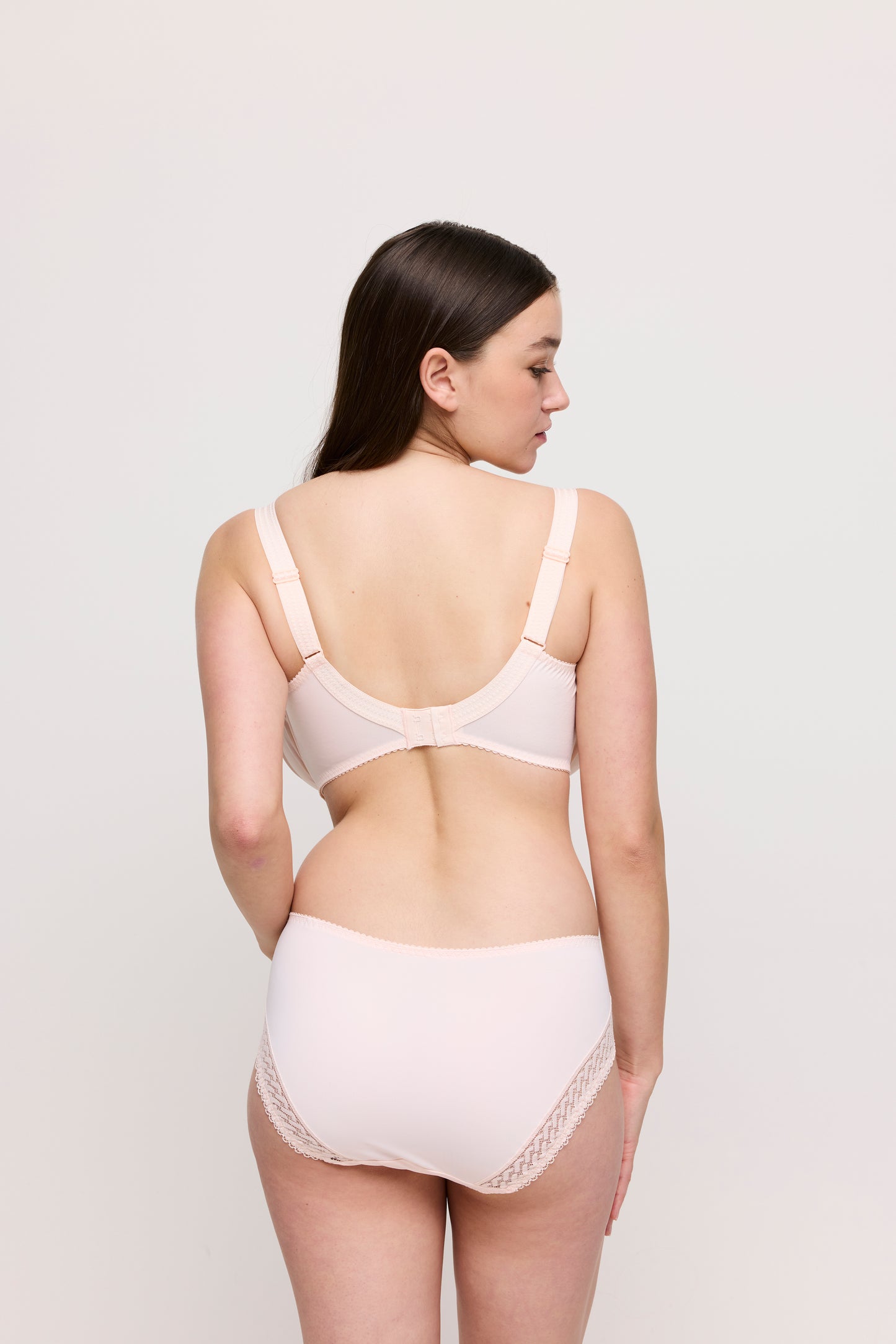 MONTARA BH Vollschale (Crystal Pink)