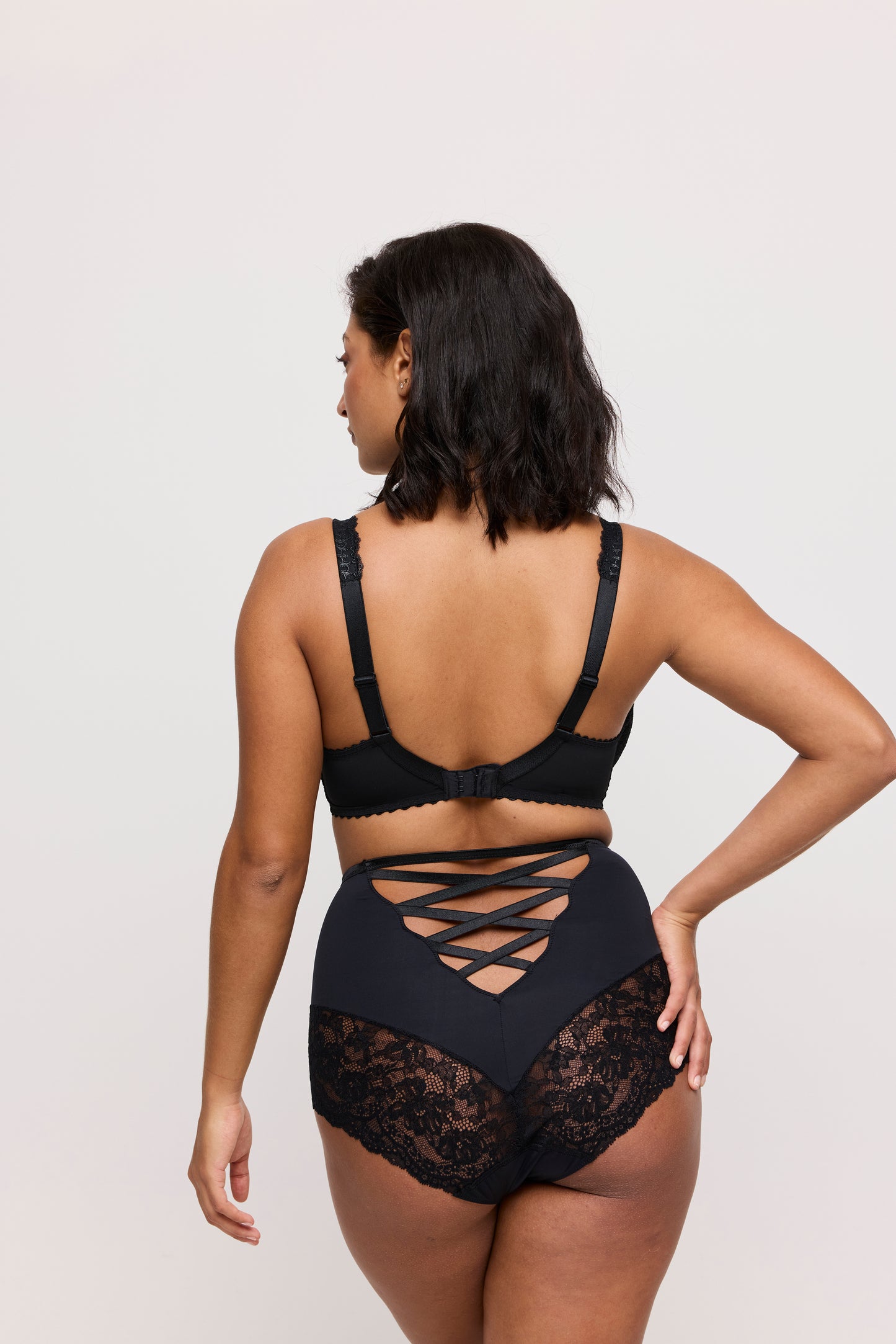 SHIMLA Slip exlusiv (Schwarz) 38