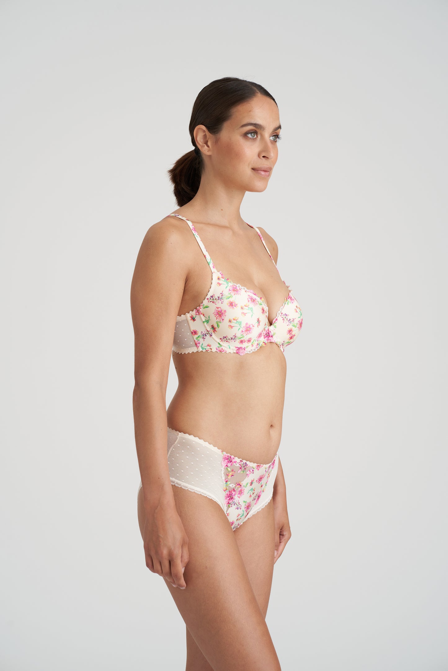 CHEN Short (Pearled Ivory)