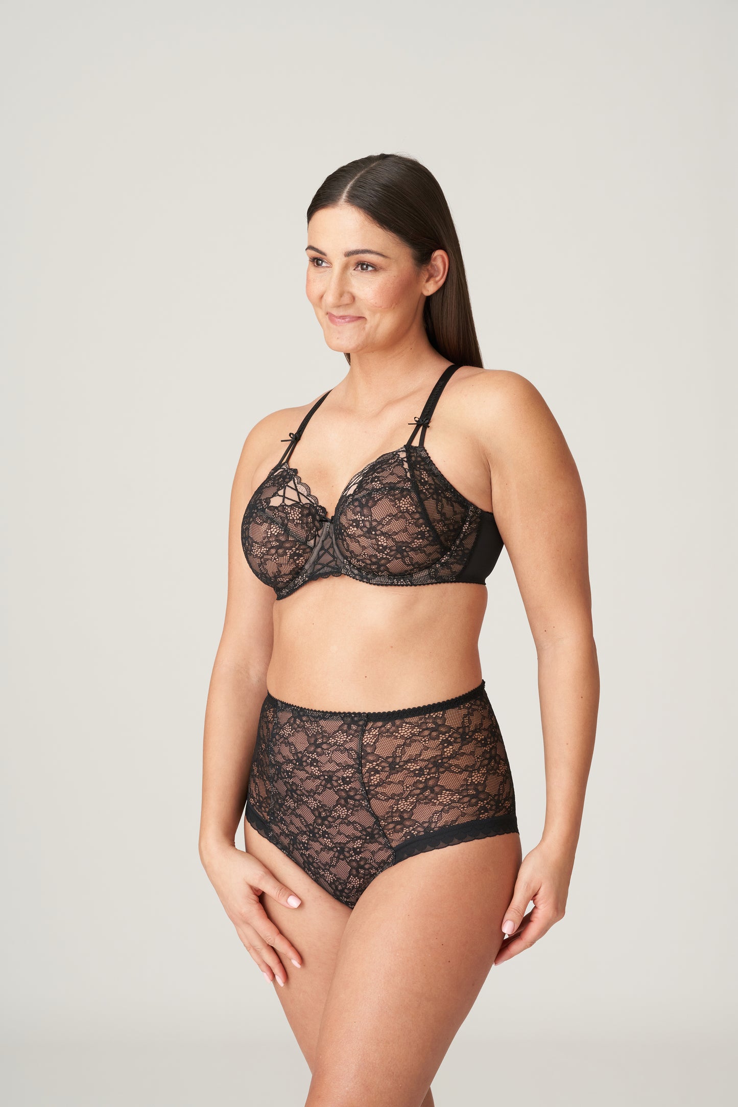 LIVONIA Slip Exlusiv (Schwarz)