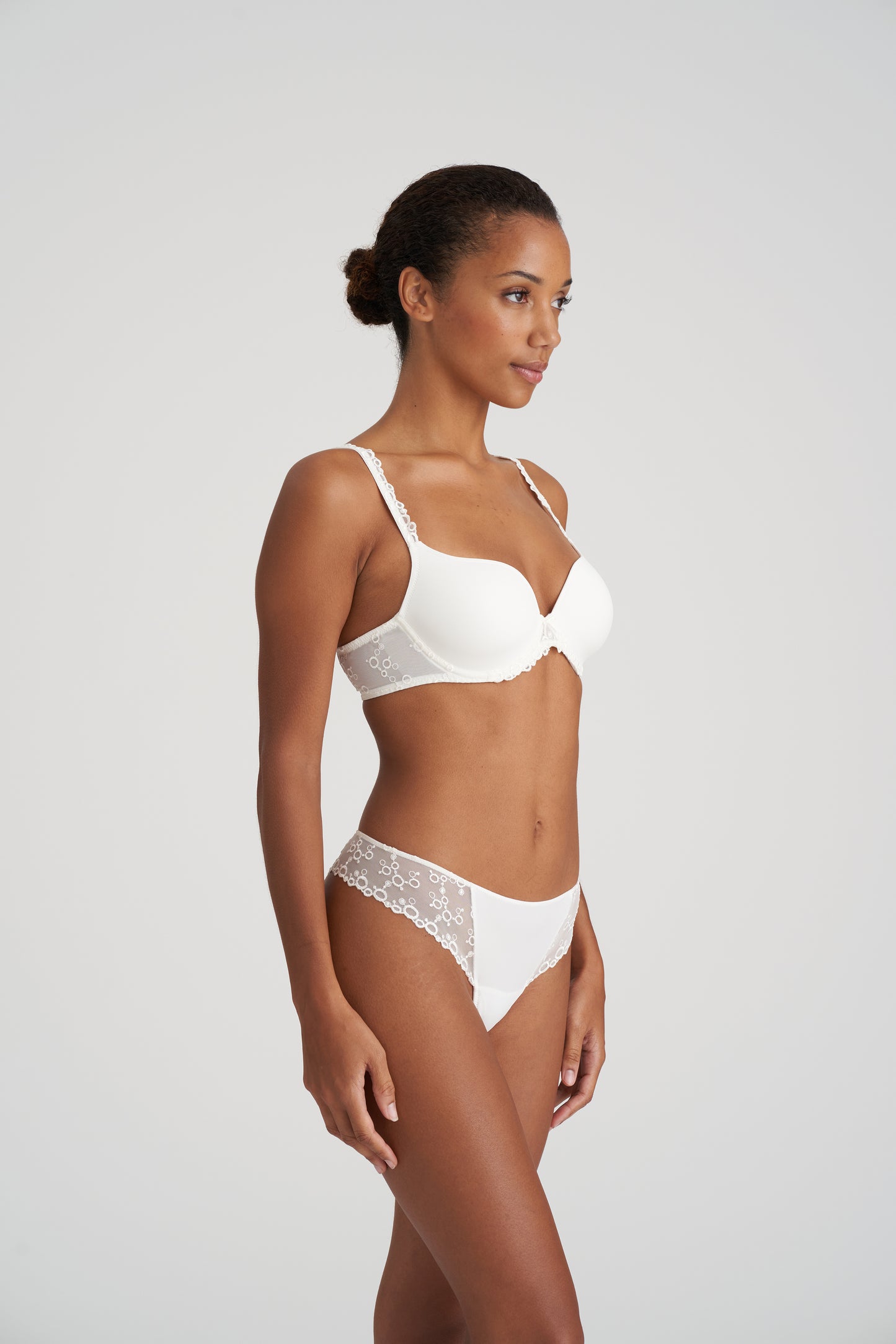 NELLIE String (Natur)