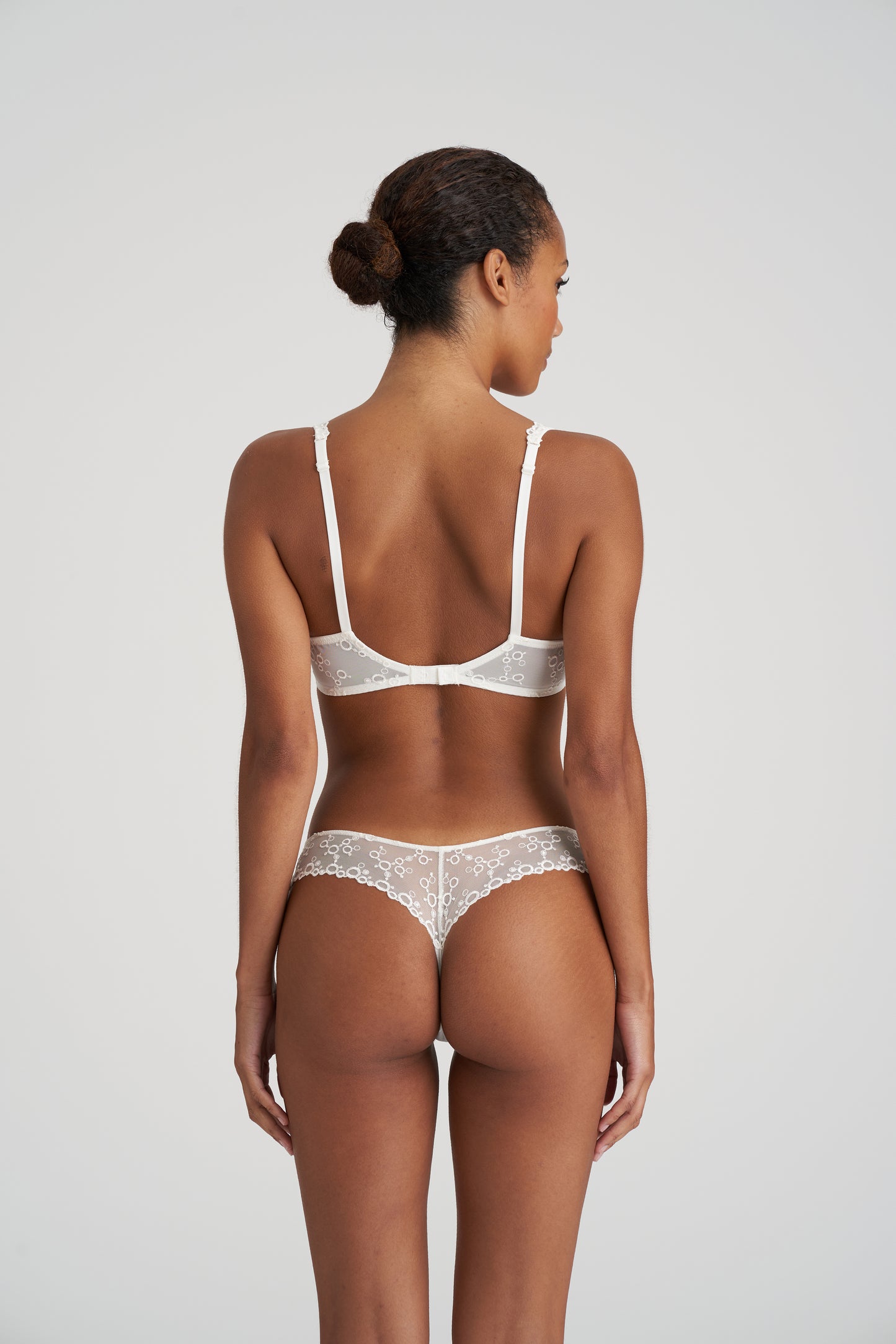 NELLIE String (Natur)