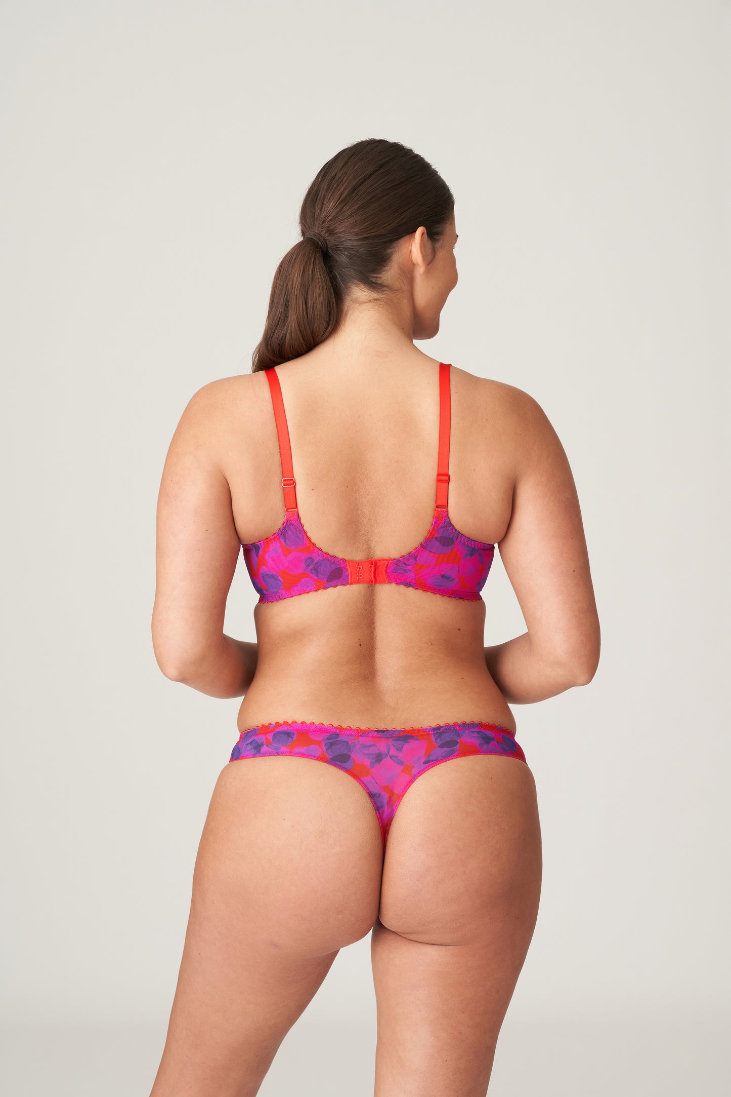LENOX HILL String (Pomme D Amour)