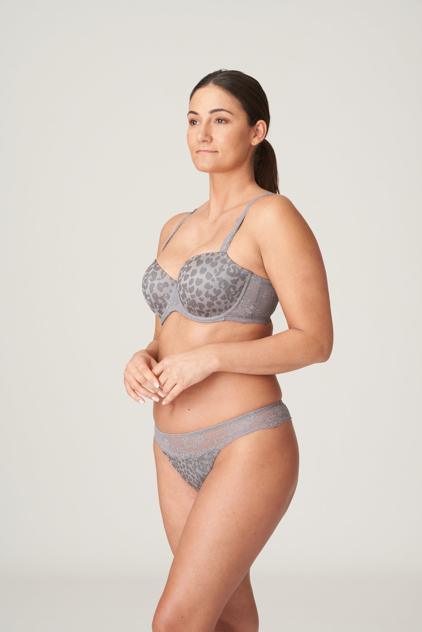COBBLE HILL String (Fifties Grey)