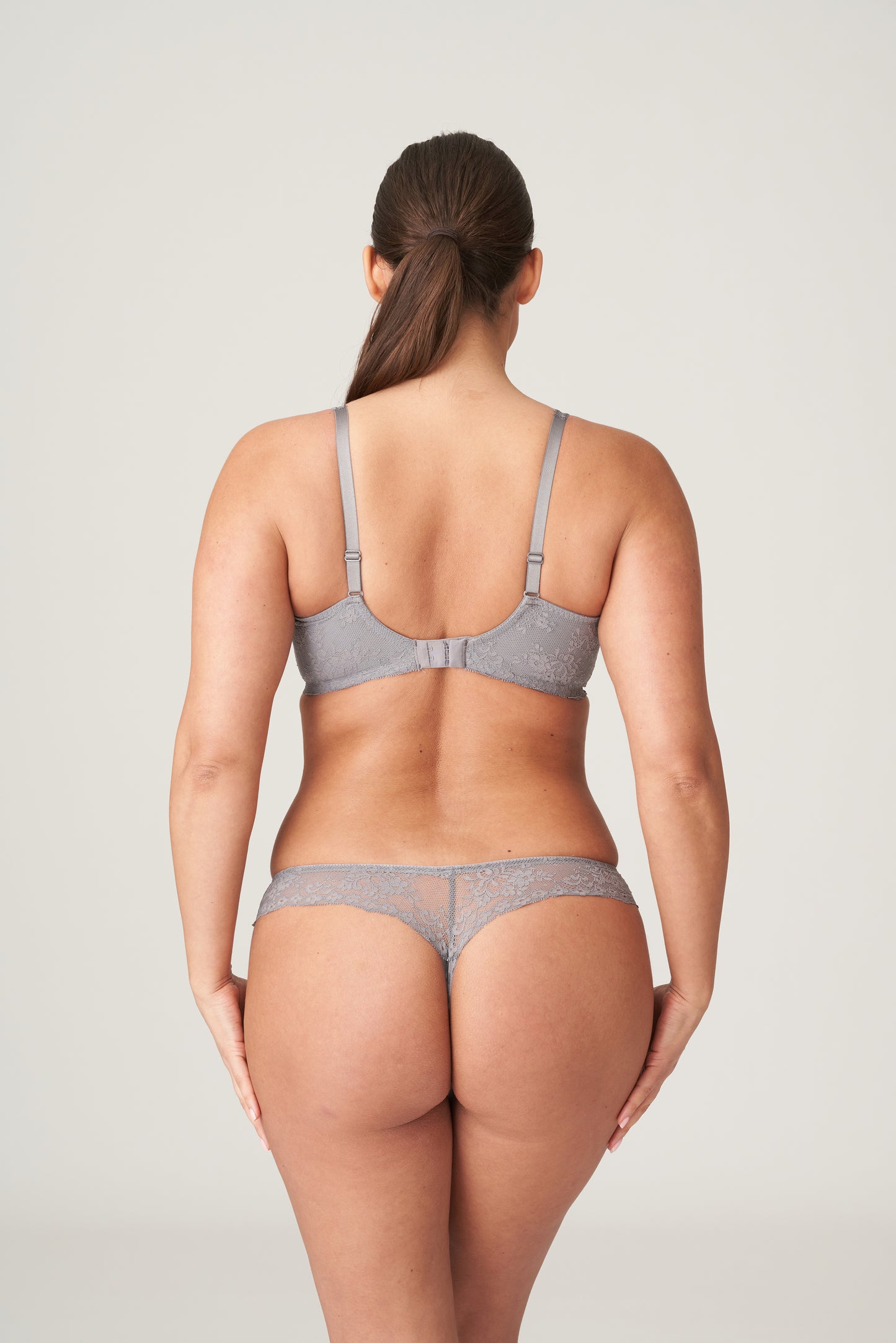 COBBLE HILL String (Fifties Grey)