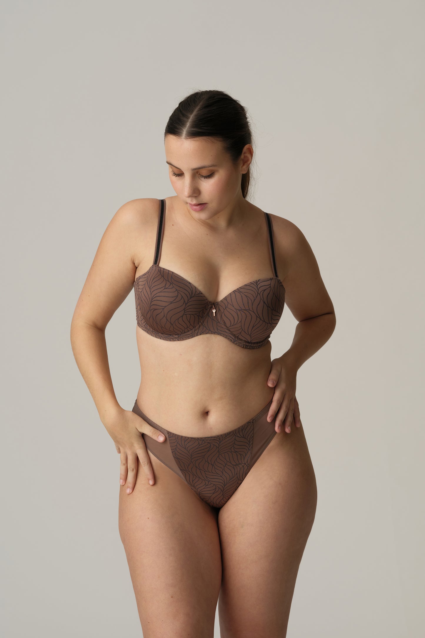 AJUSCO String (Caribe Taupe)