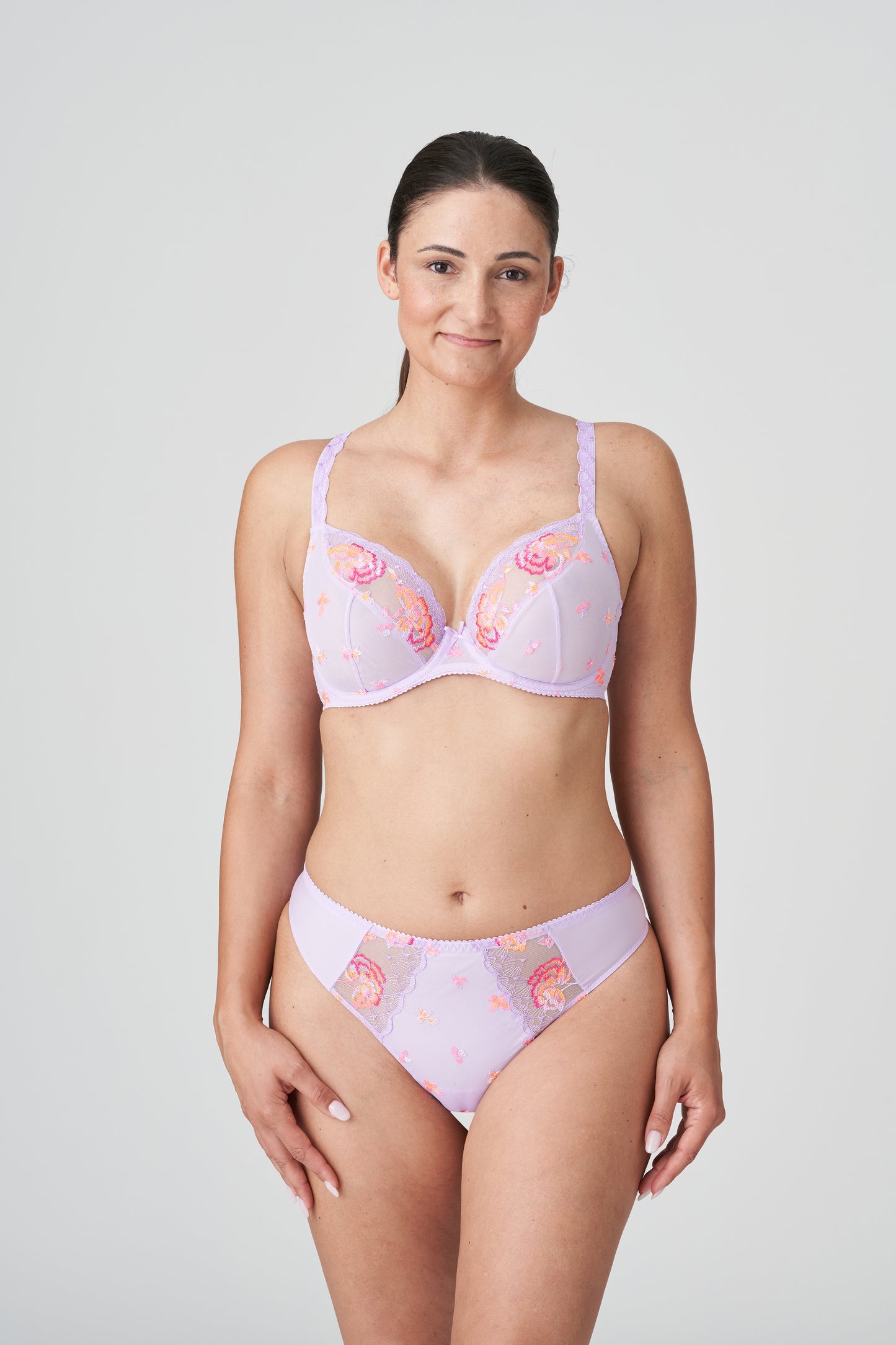 PALACE GARDEN String (Pastel Lavender)