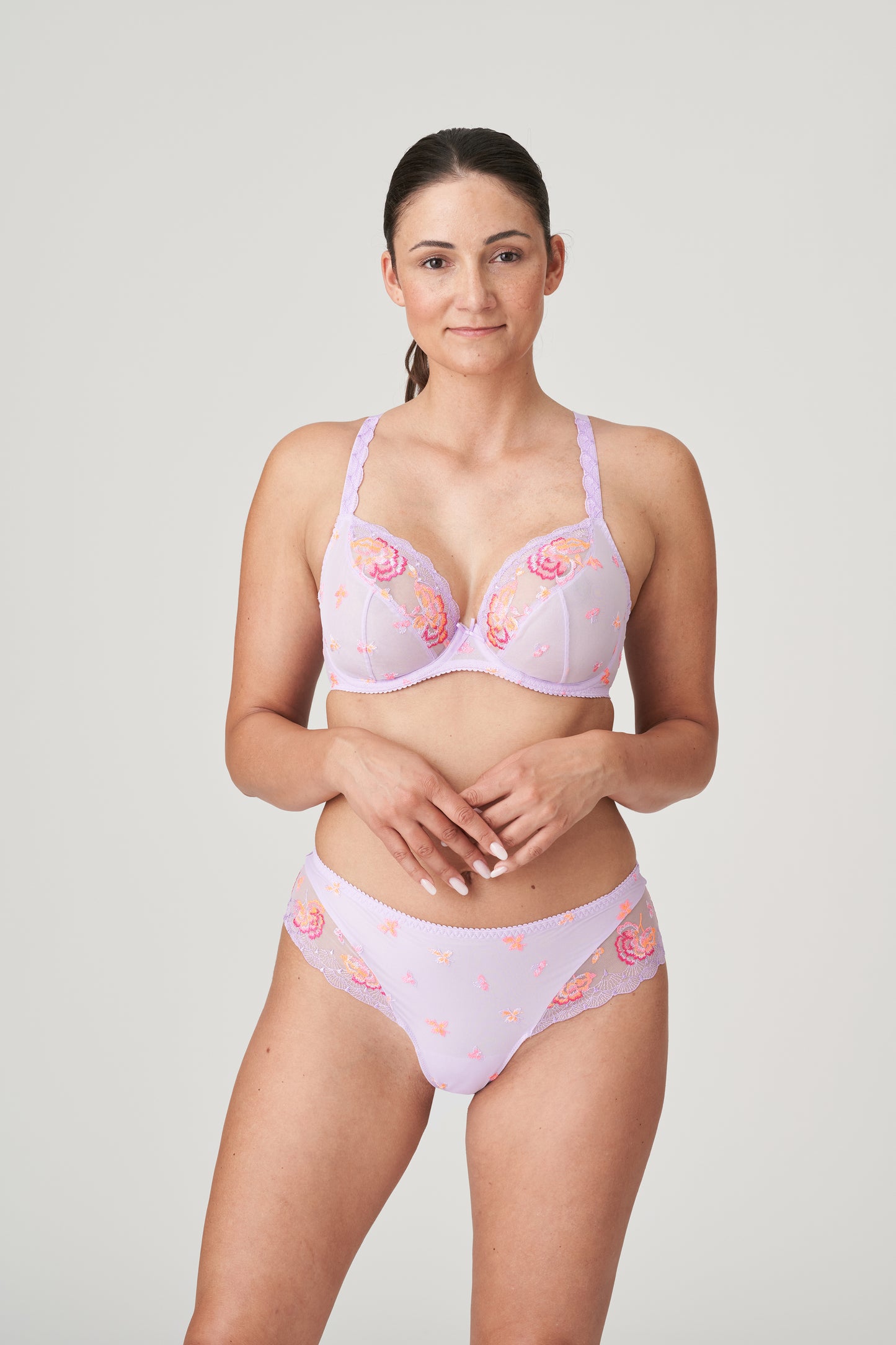PALACE GARDEN Luxus String (Pastel Lavender)