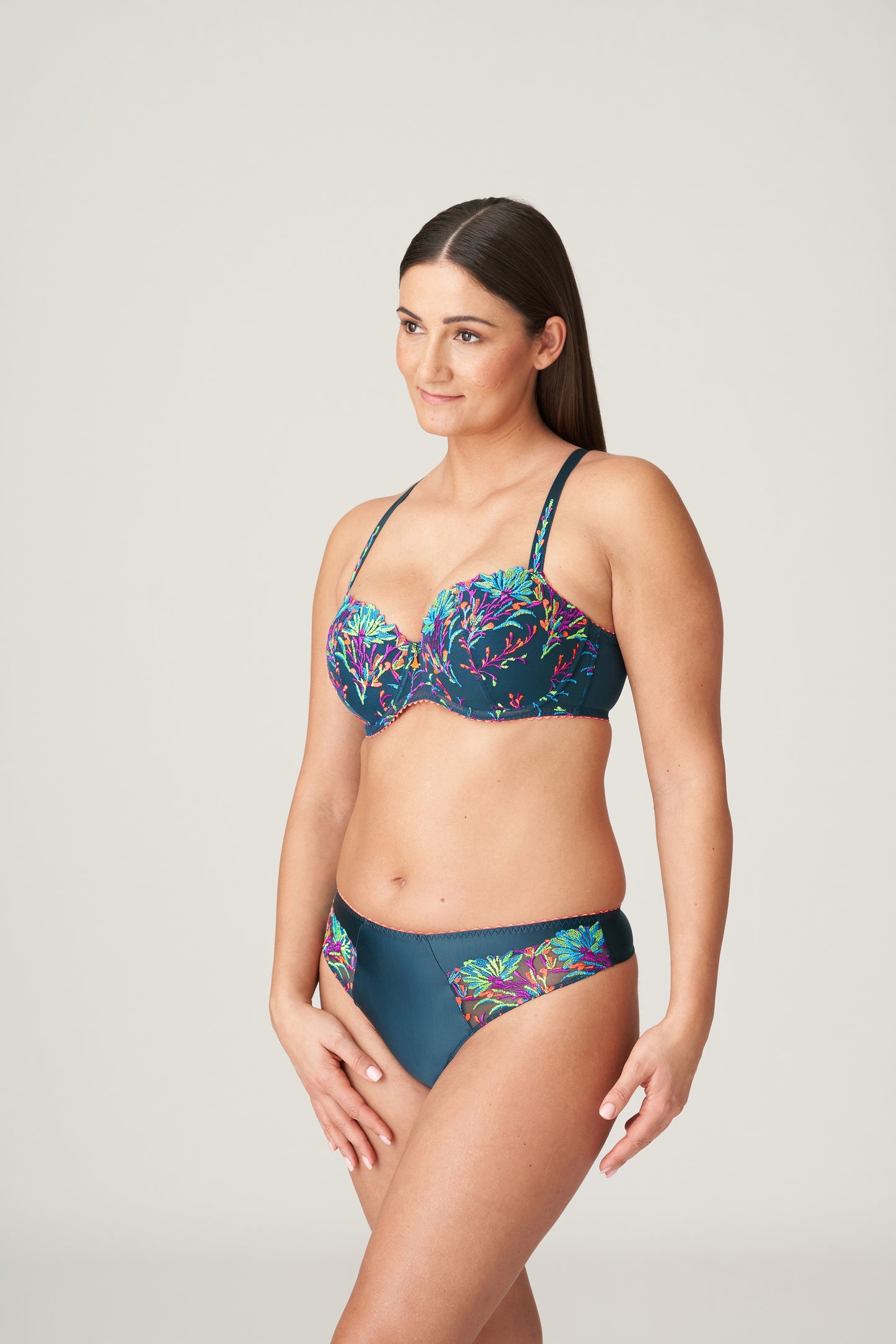 LAS SALINAS String (Empire Green)