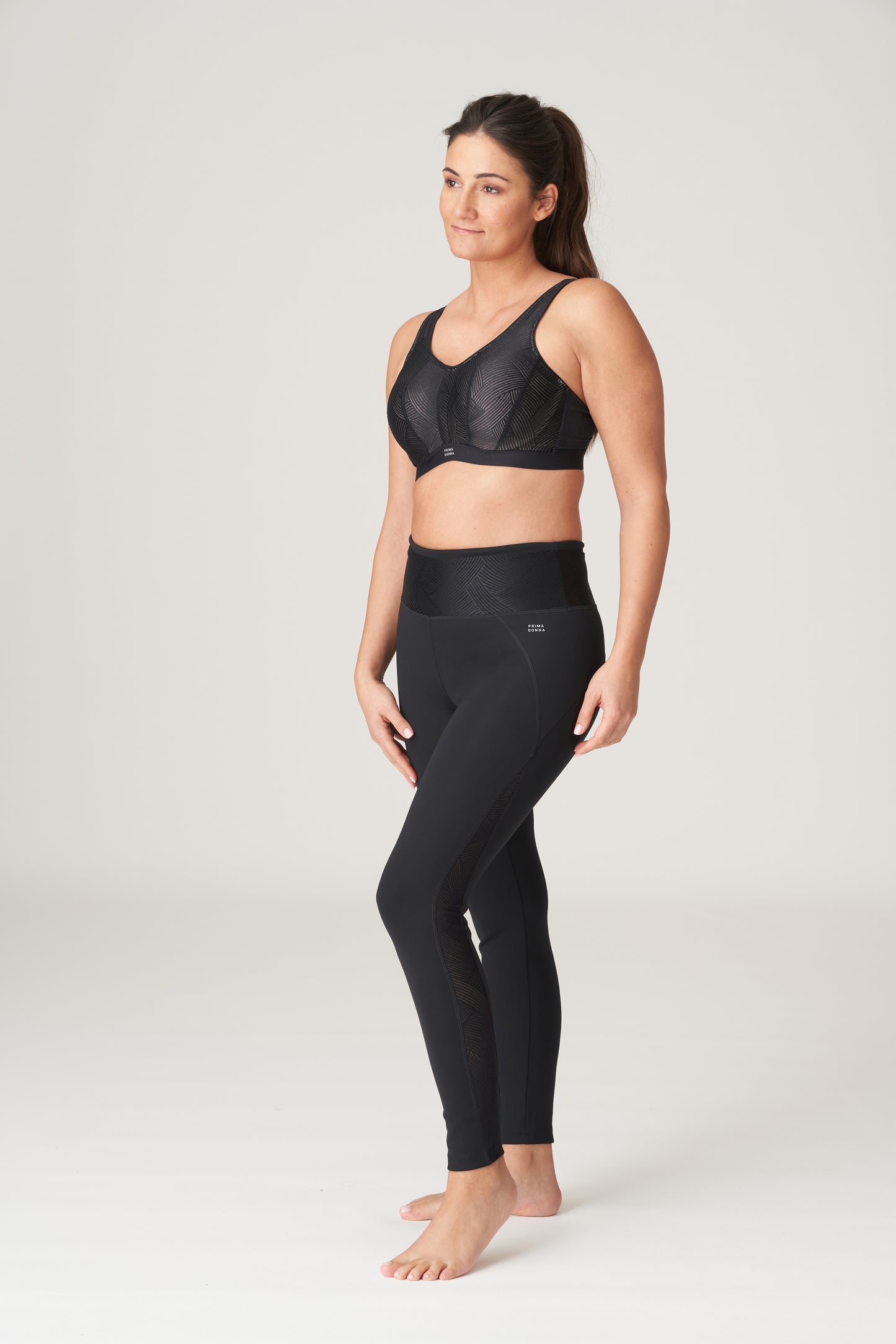 THE GAME Yoga Hose (Schwarz)