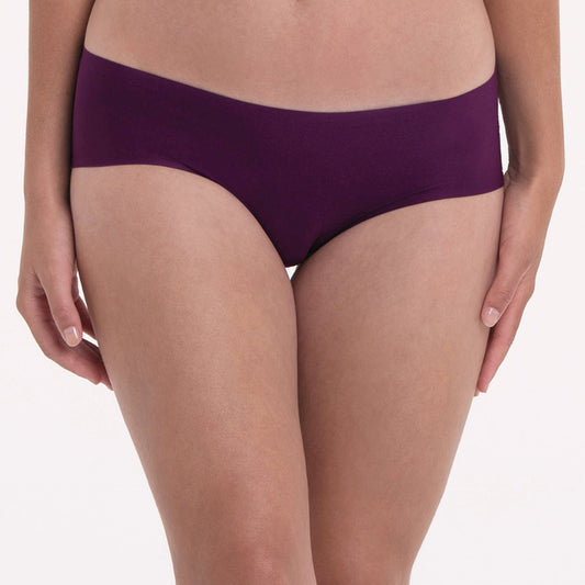 ESSENTIALS Taillenslip (Purple)