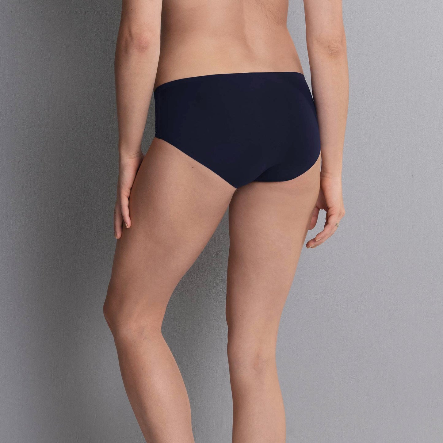 ESSENTIALS Hipster (Maritim Blue)