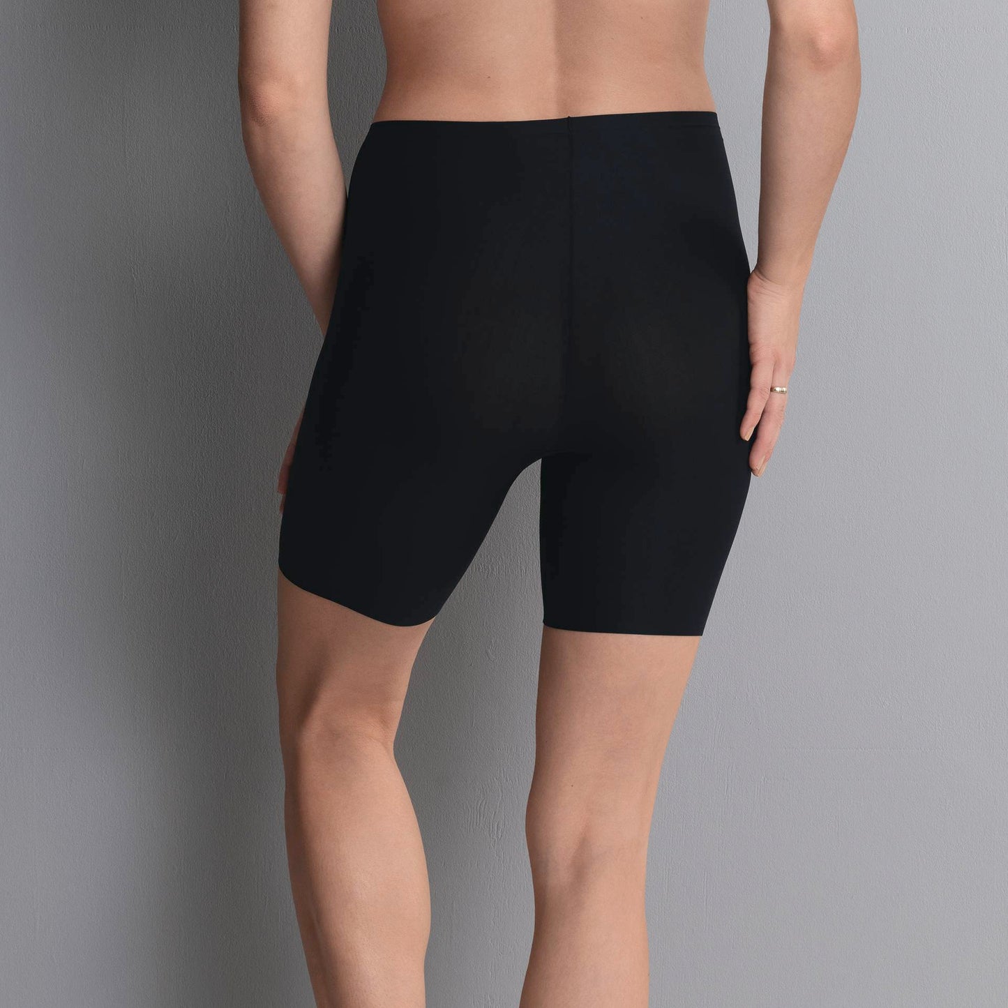 ESSENTIAL Panty (Schwarz)