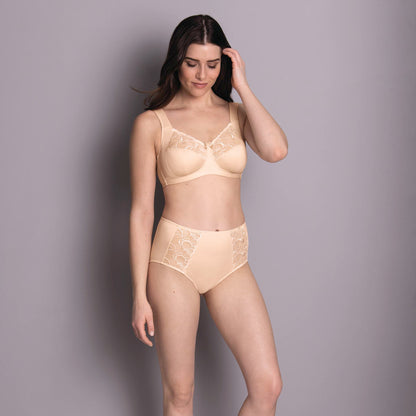 LUCIA Komfort-BH (Light Powder)