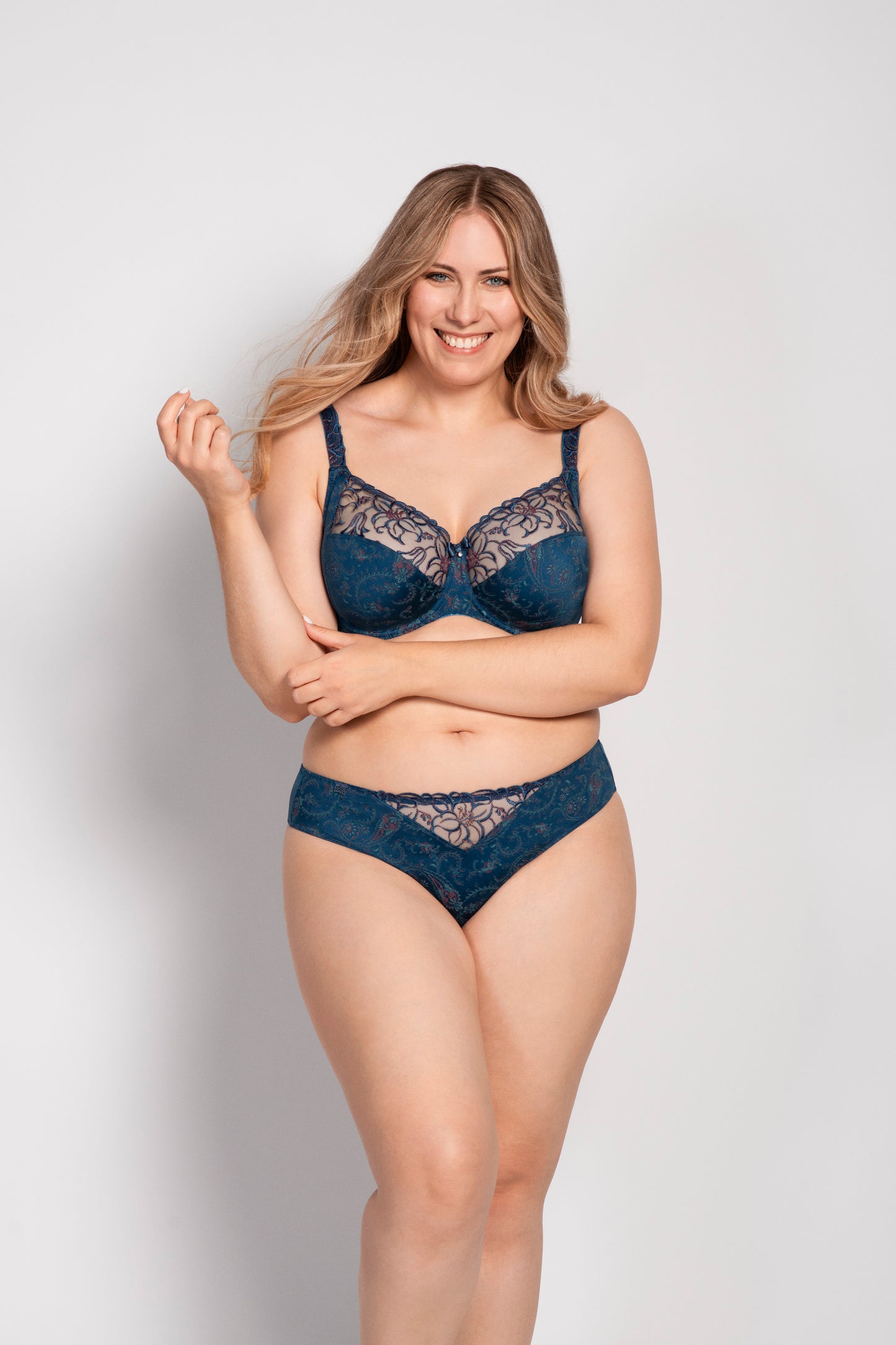 ZOE BH Cup H-L (Oriental Blue)