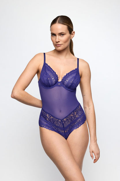 CERINA Tief dekolletierter Body