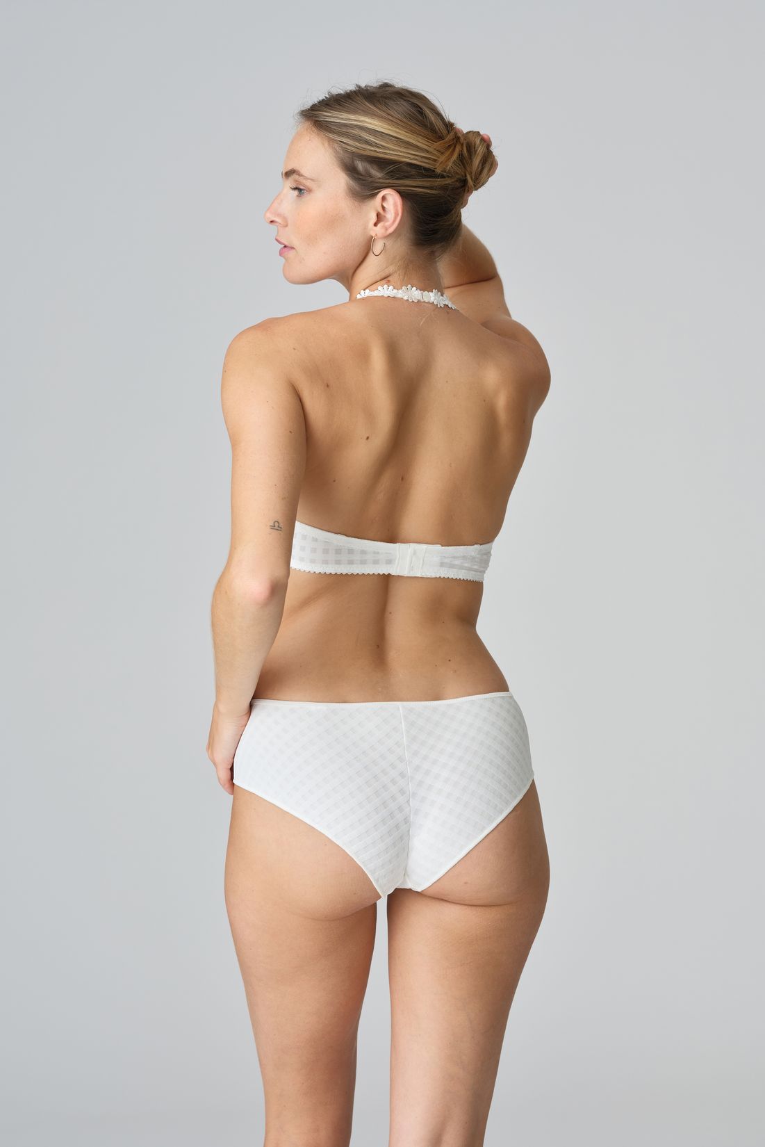 AVERO Unterlegter BH Herzform