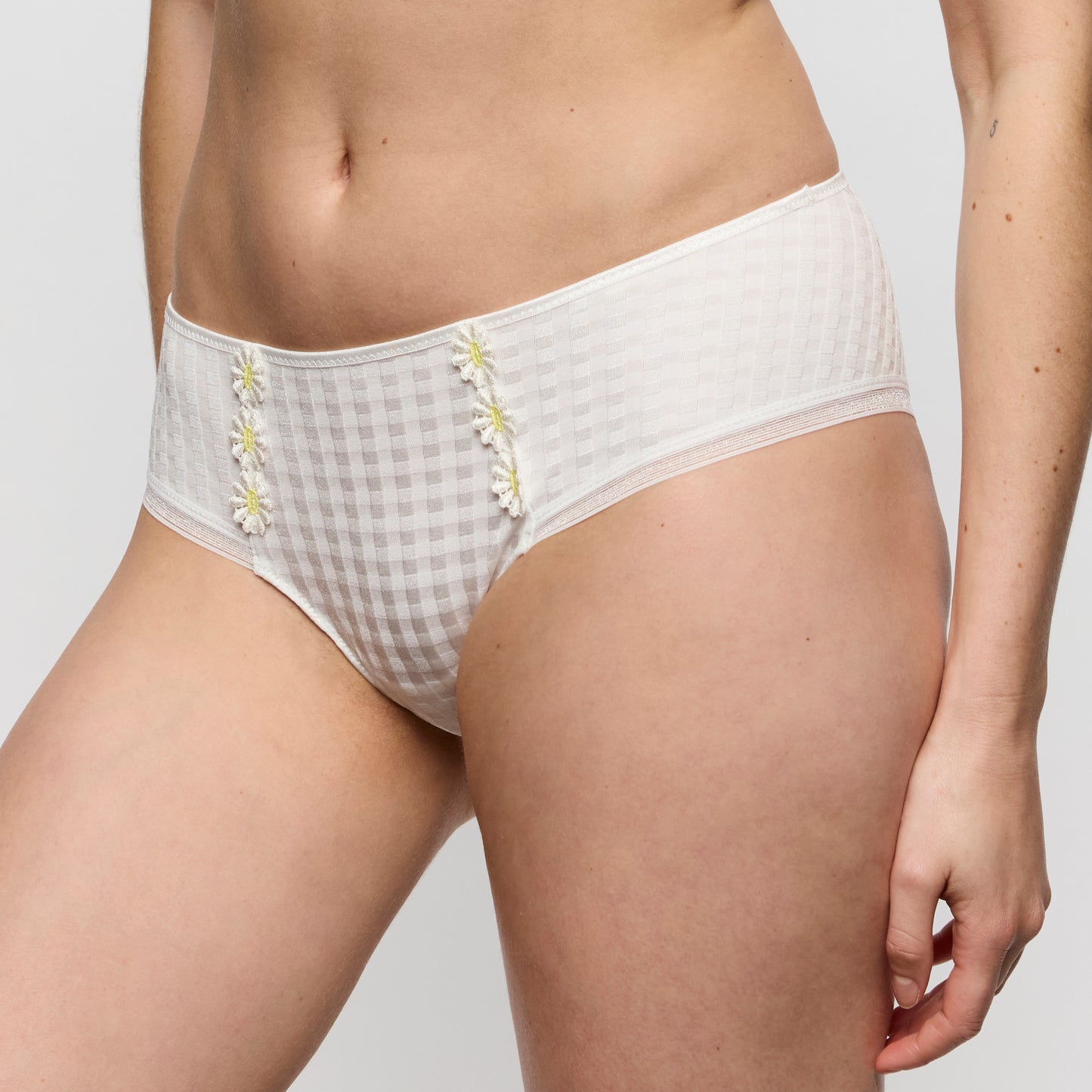 AVERO Hotpants
