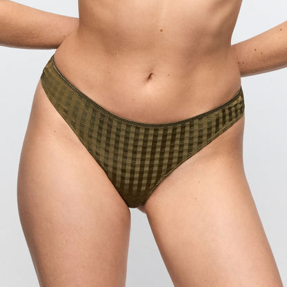 AVERO String